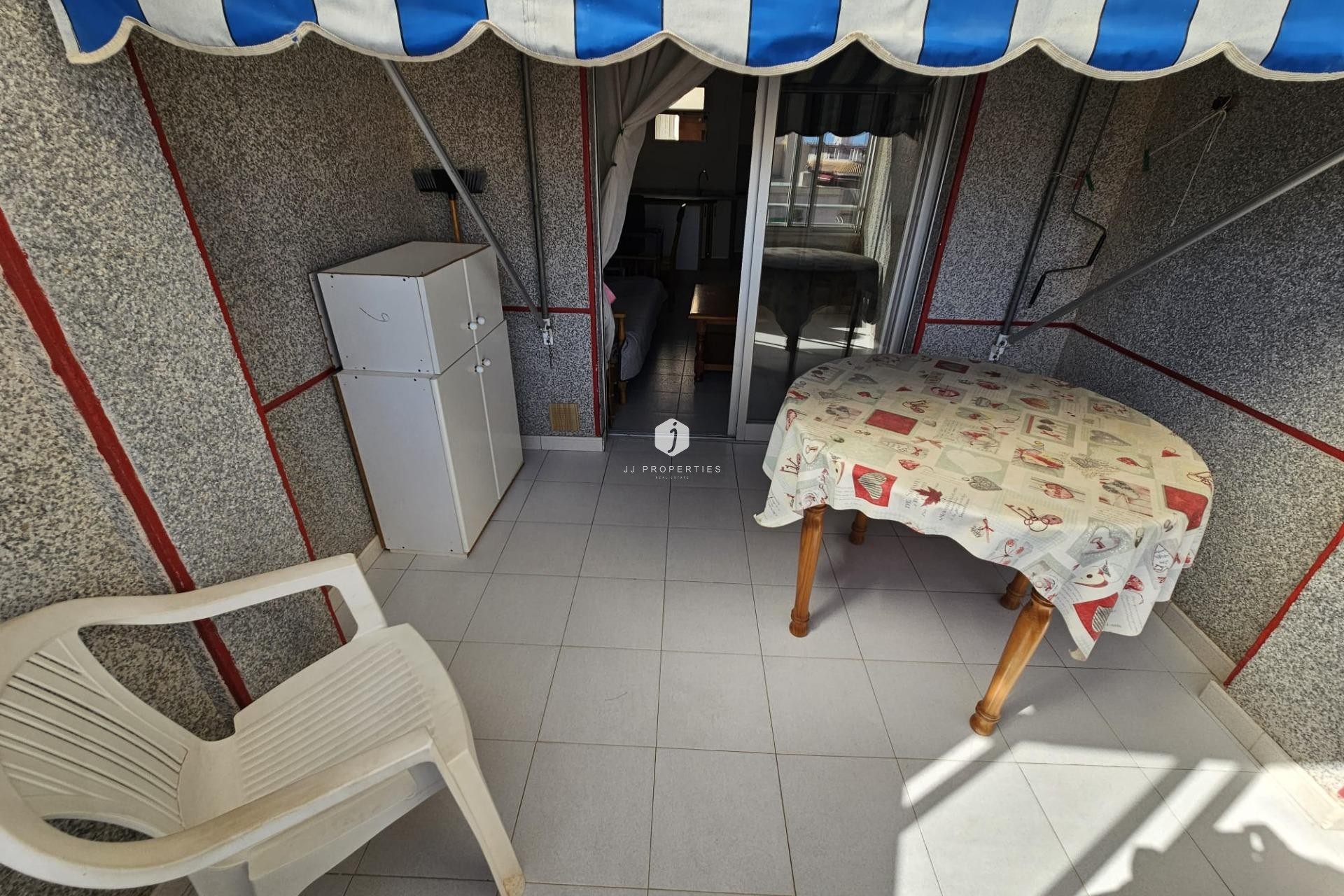 Tweedehands - Appartement / flat -
Torrevieja - Centro