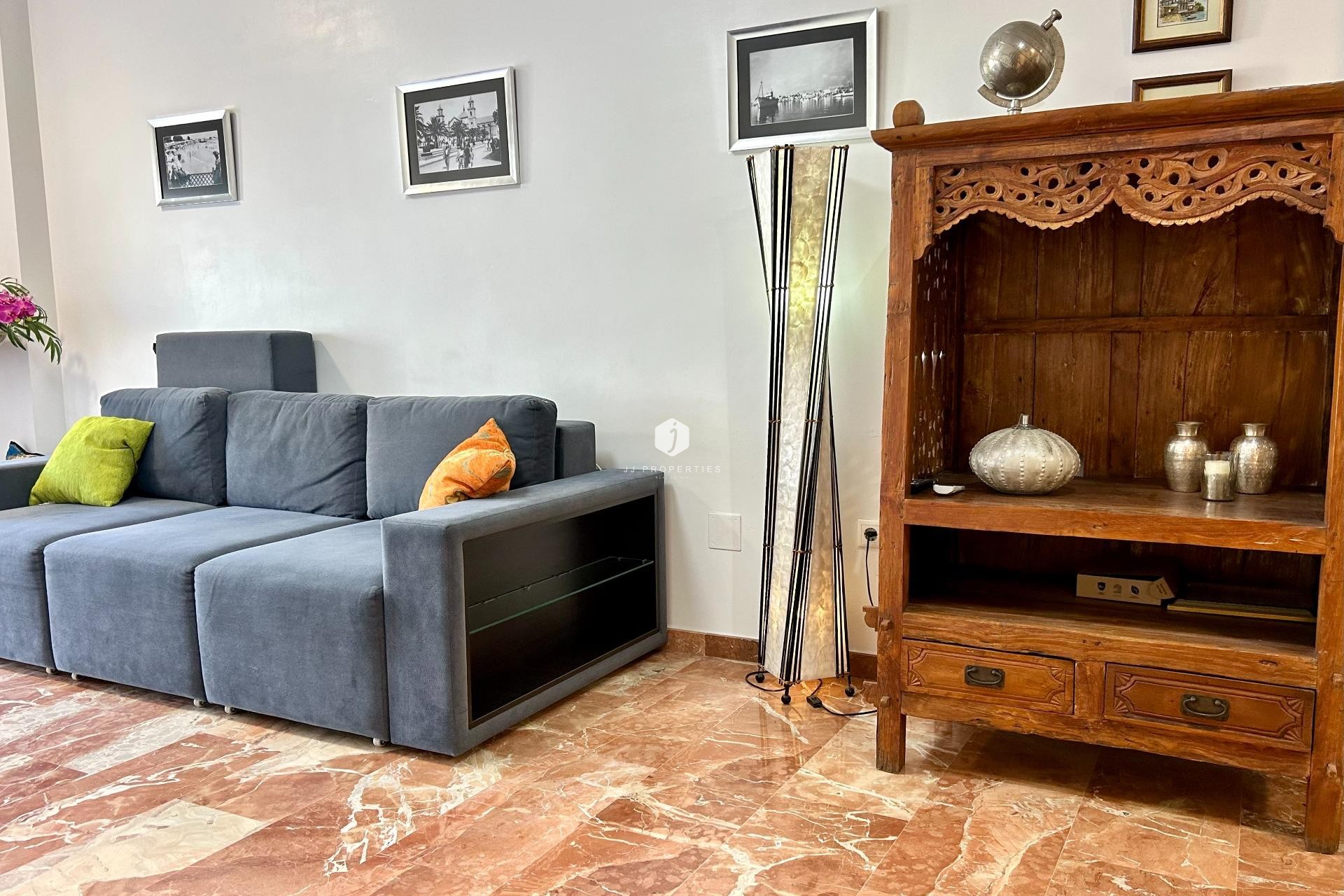 Tweedehands - Appartement / flat -
Torrevieja - Centro