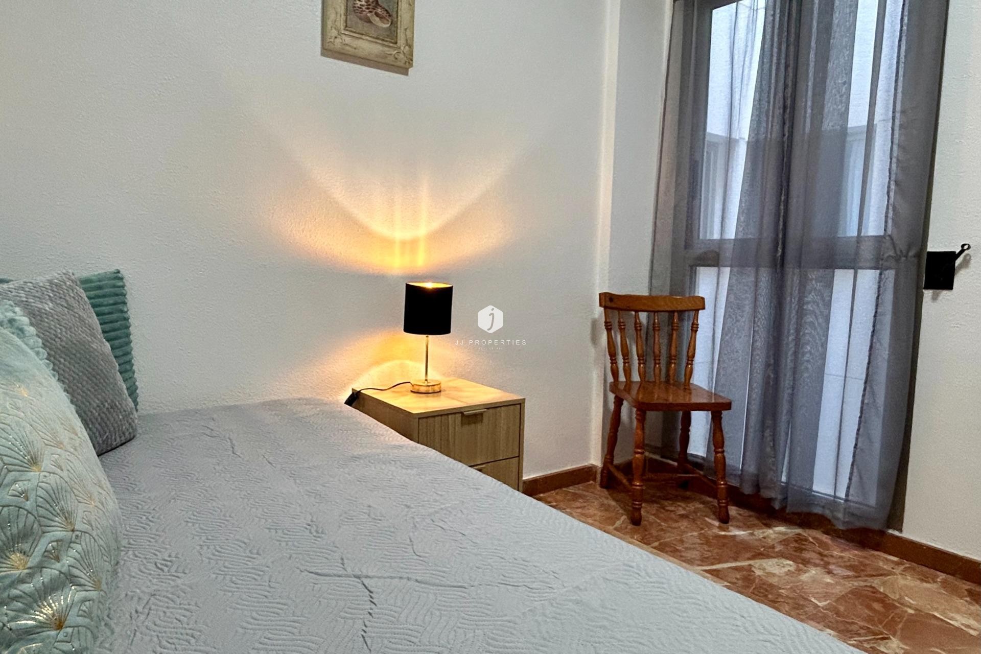 Tweedehands - Appartement / flat -
Torrevieja - Centro