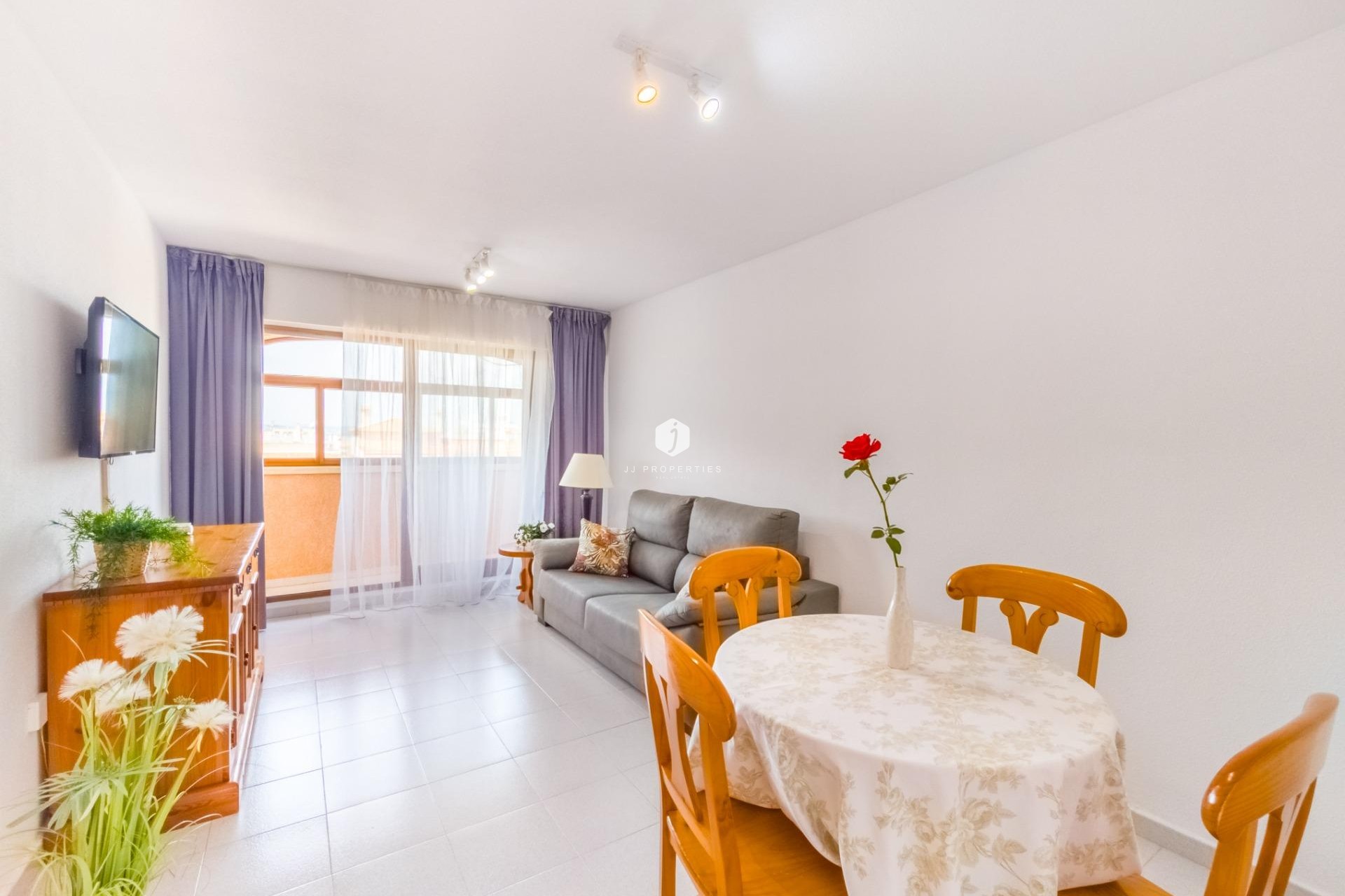 Tweedehands - Appartement / flat -
Torrevieja - Centro