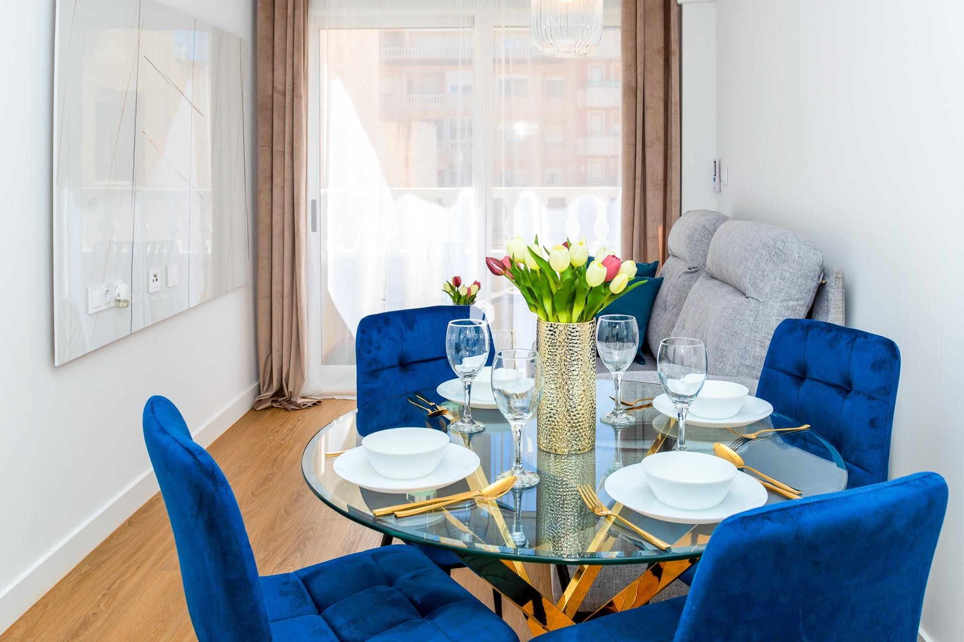 Tweedehands - Appartement / flat -
Torrevieja - Centro