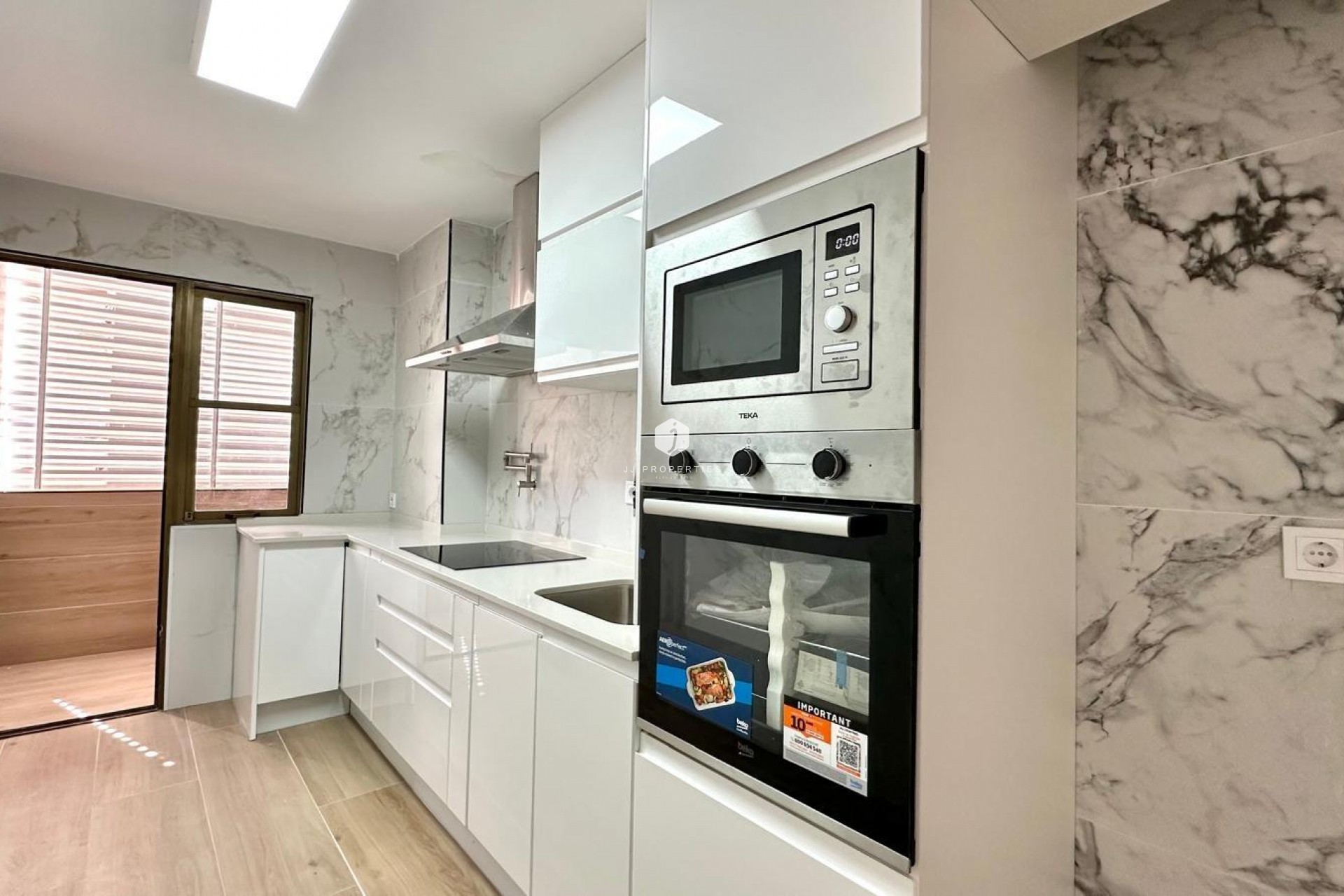 Tweedehands - Appartement / flat -
Torrevieja - Centro