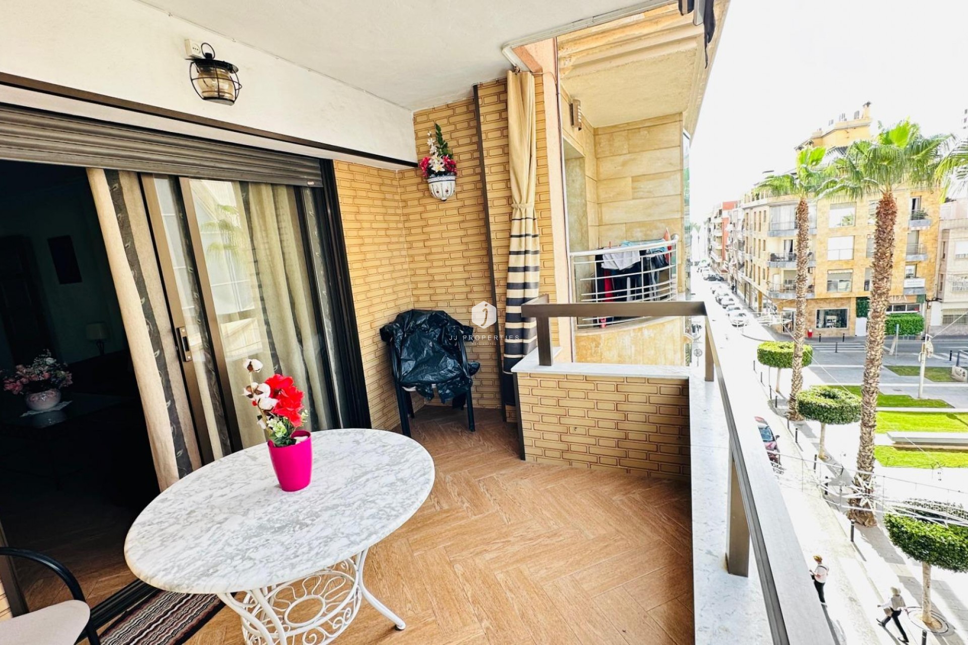 Tweedehands - Appartement / flat -
Torrevieja - Centro