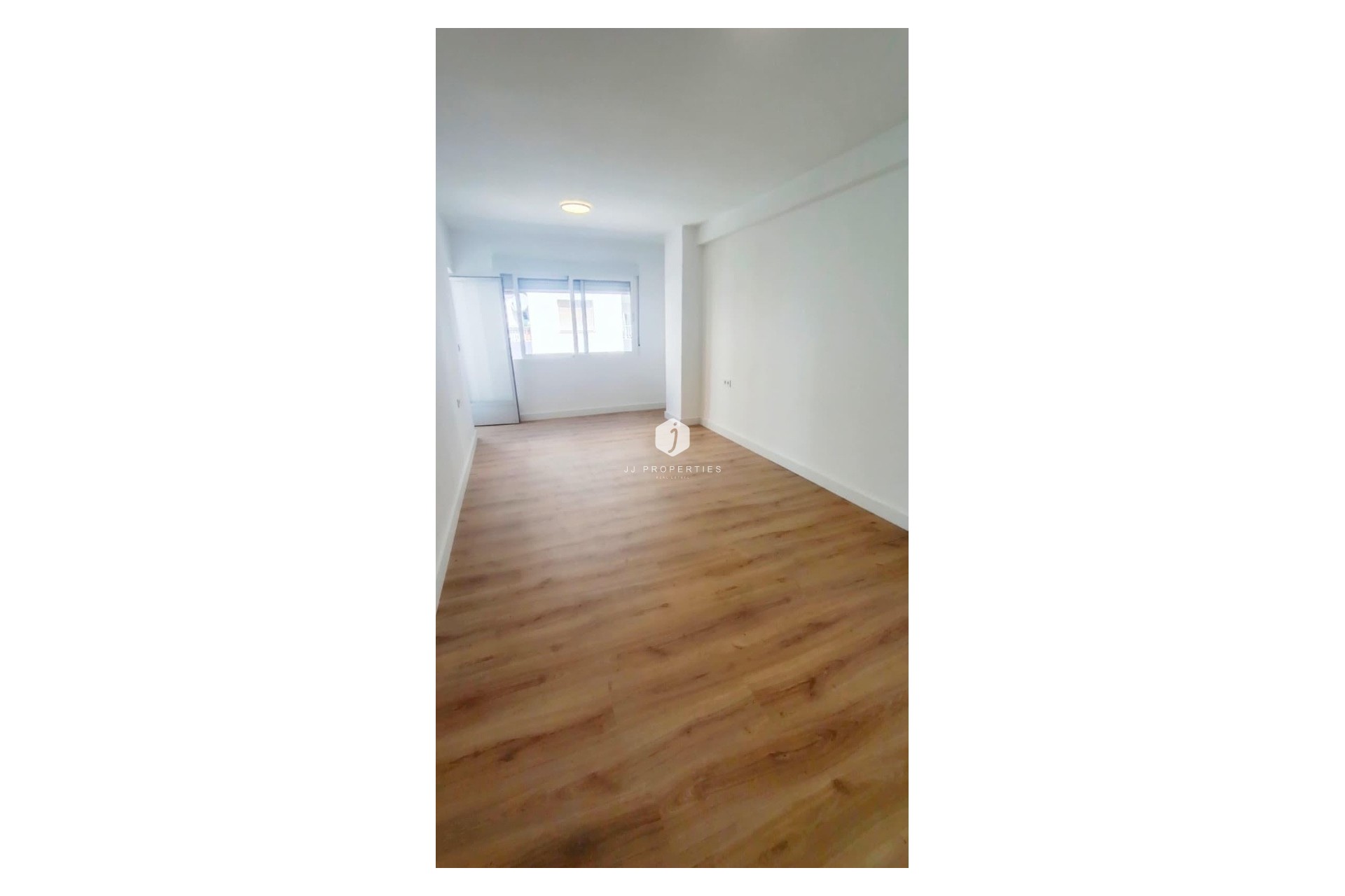 Tweedehands - Appartement / flat -
Torrevieja - Centro