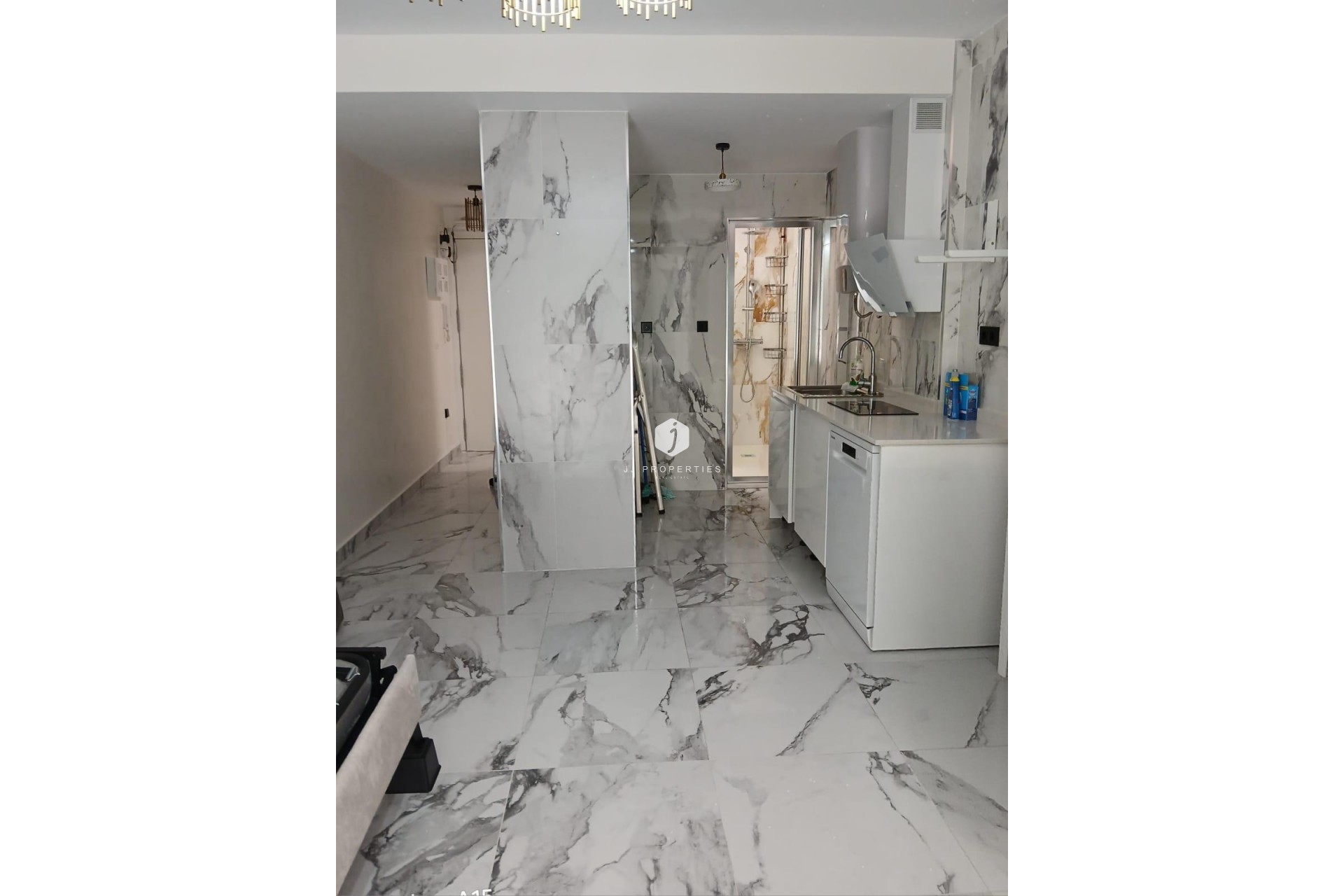 Tweedehands - Appartement / flat -
Torrevieja - Centro