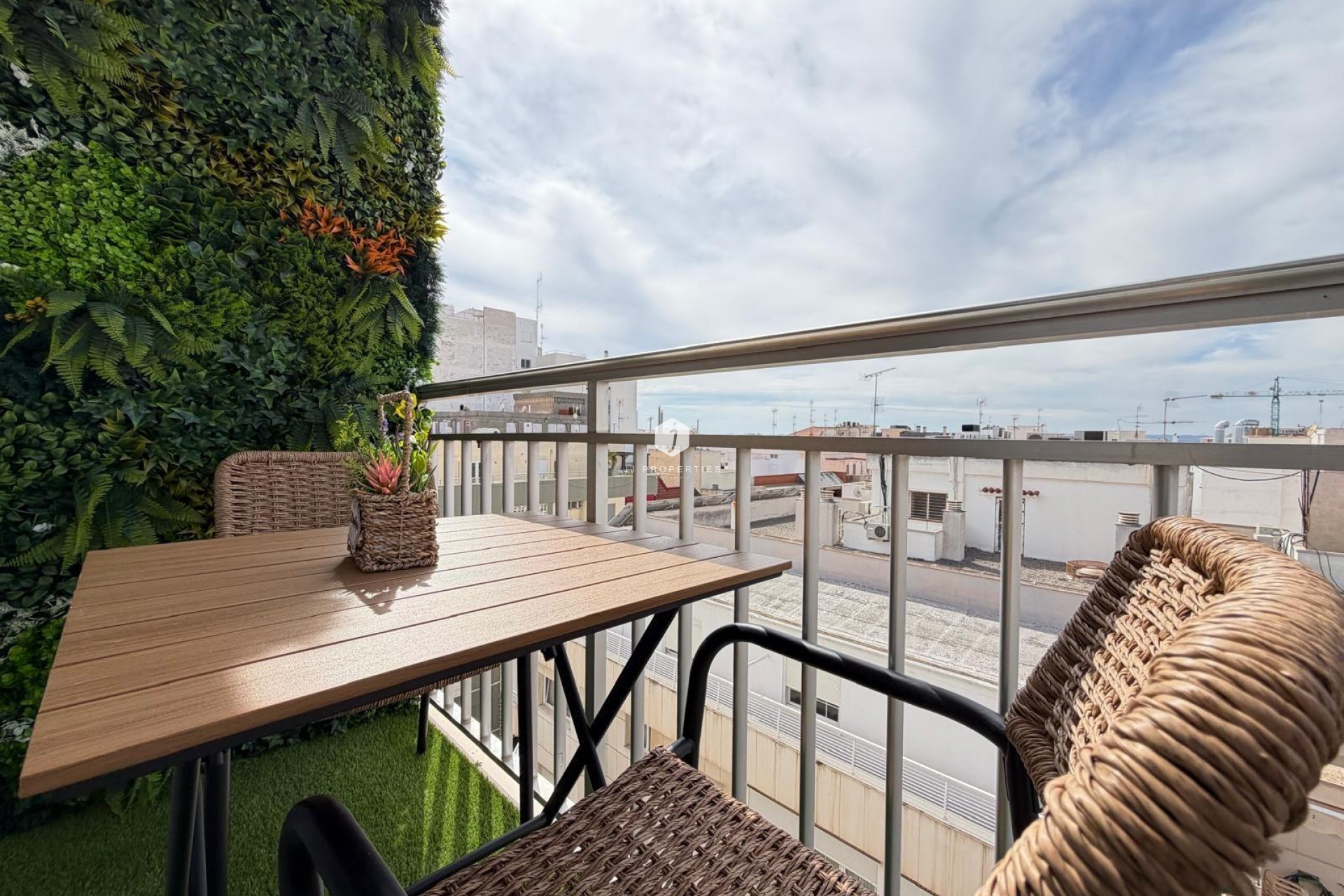 Tweedehands - Appartement / flat -
Torrevieja - Centro