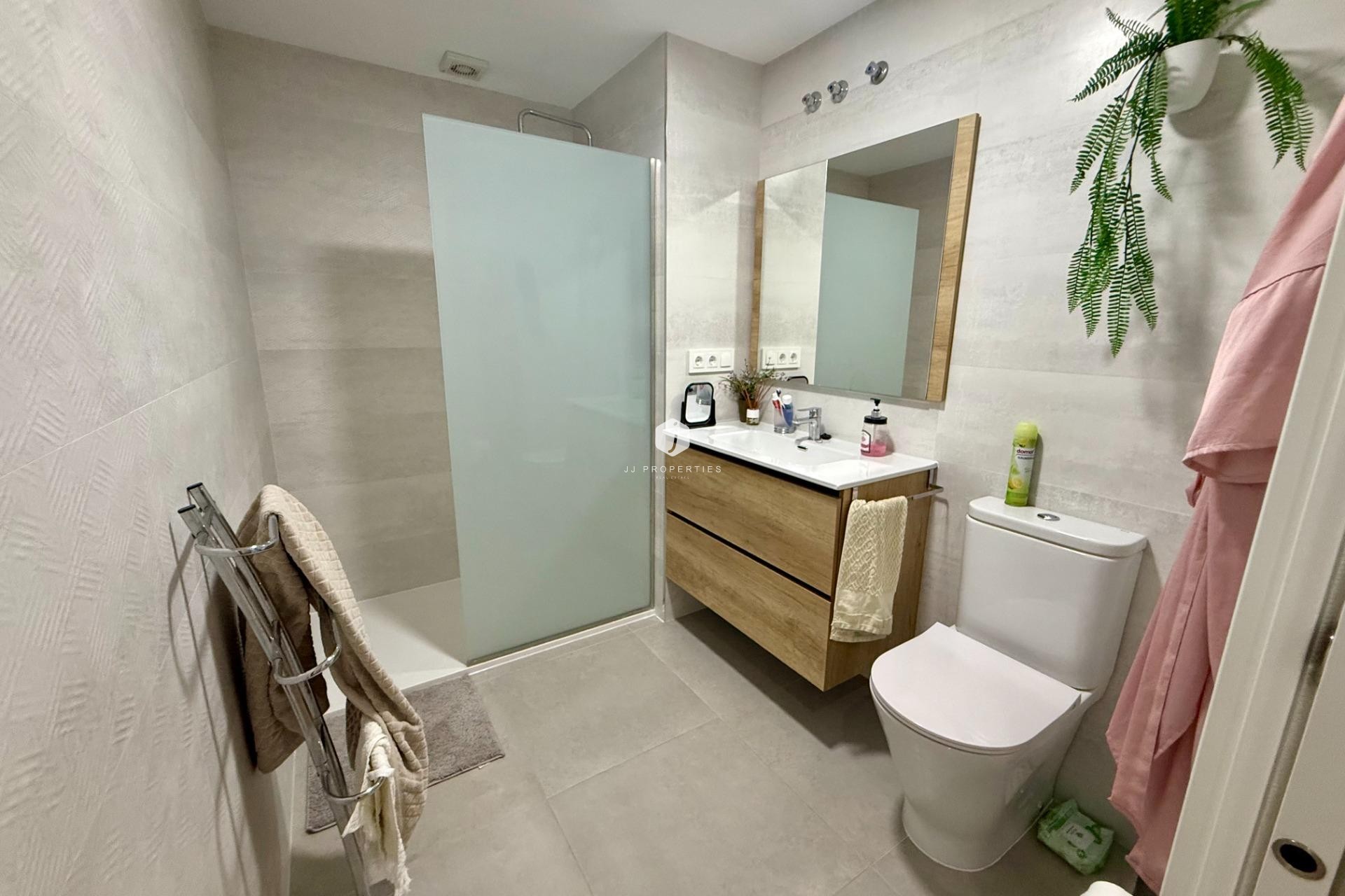 Tweedehands - Appartement / flat -
Torrevieja - Centro