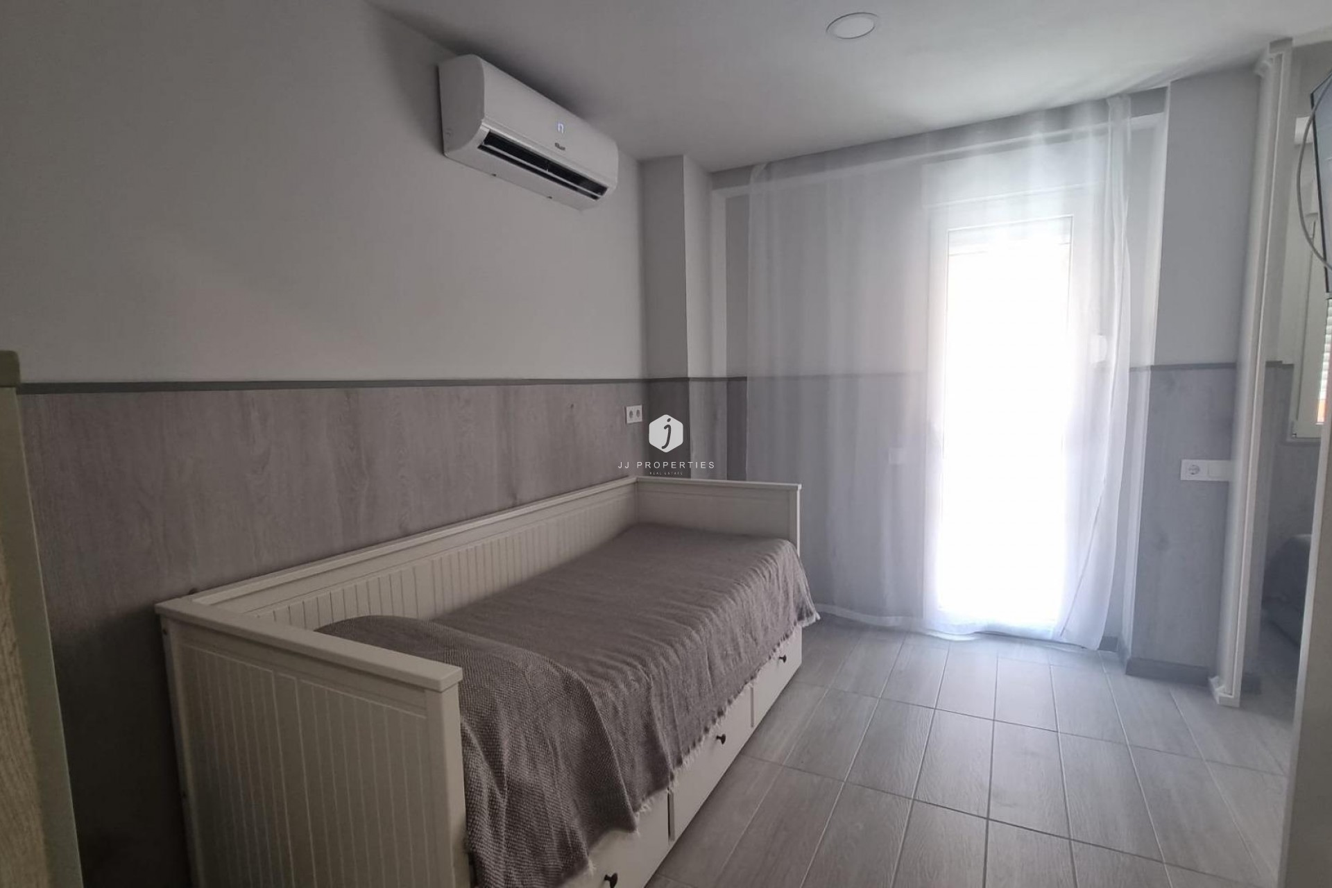 Tweedehands - Appartement / flat -
Torrevieja - Centro