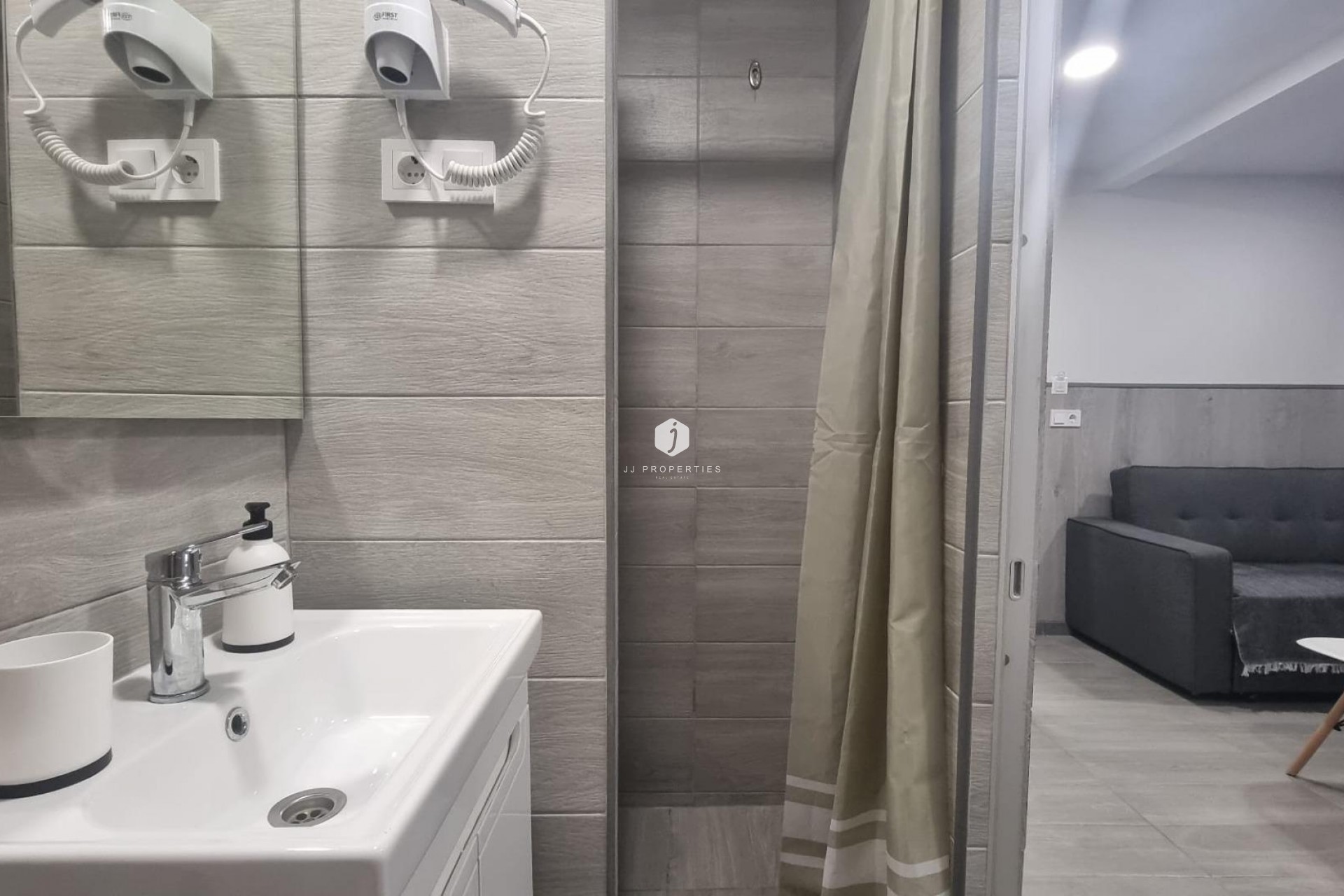Tweedehands - Appartement / flat -
Torrevieja - Centro