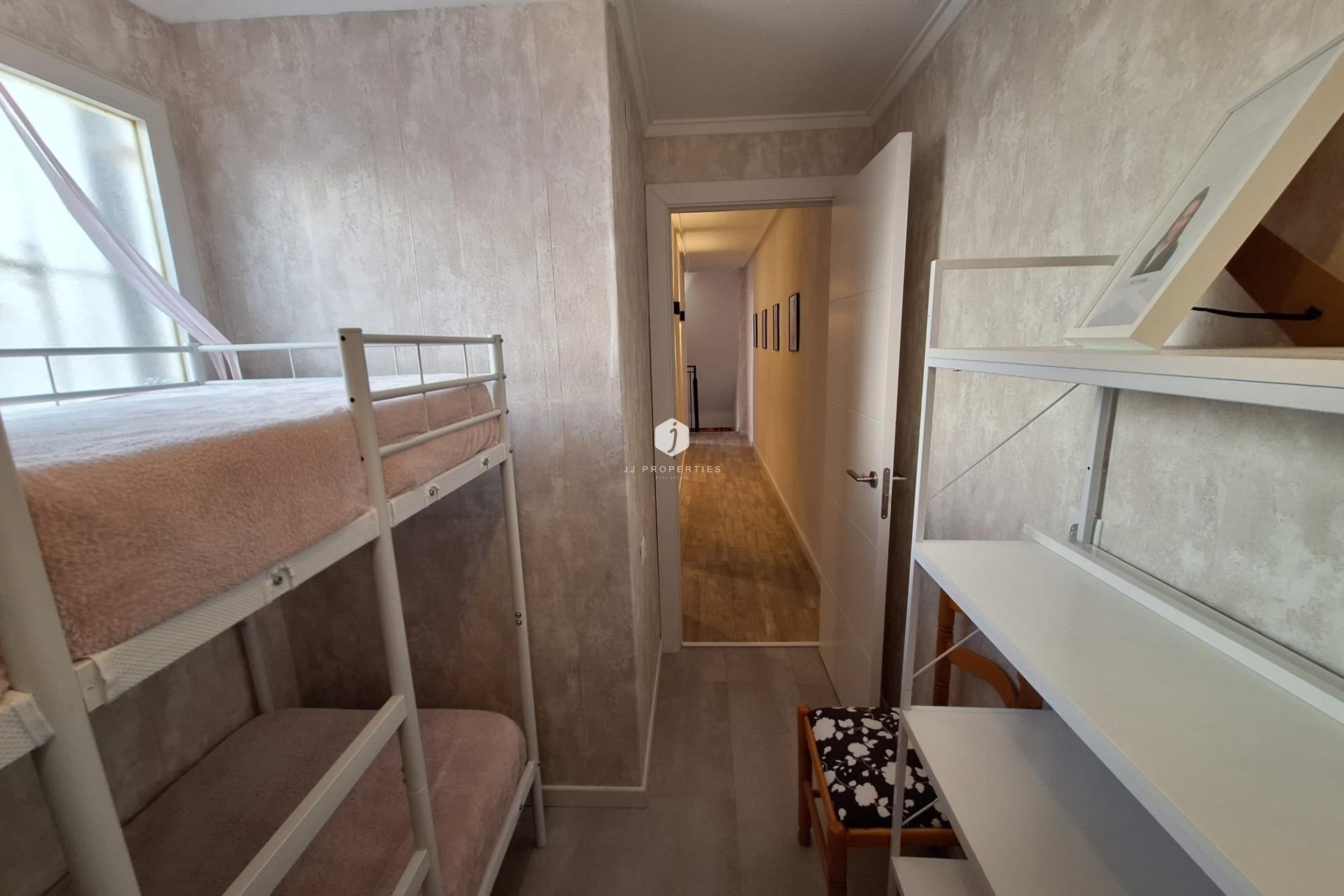 Tweedehands - Appartement / flat -
Torrevieja - Centro