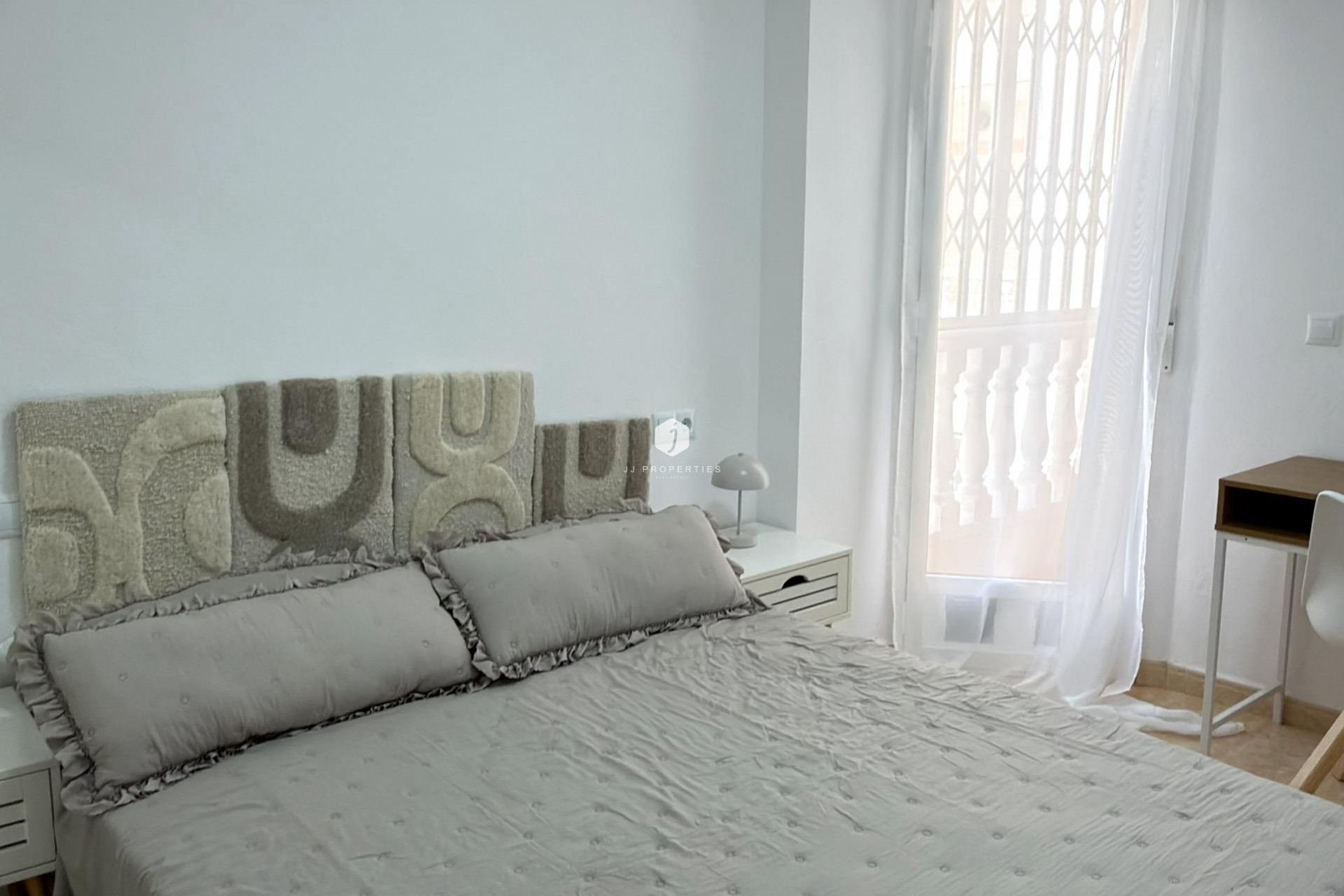 Tweedehands - Appartement / flat -
Torrevieja - Centro