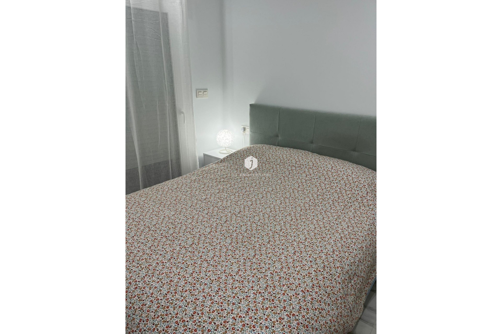 Tweedehands - Appartement / flat -
Torrevieja - Centro