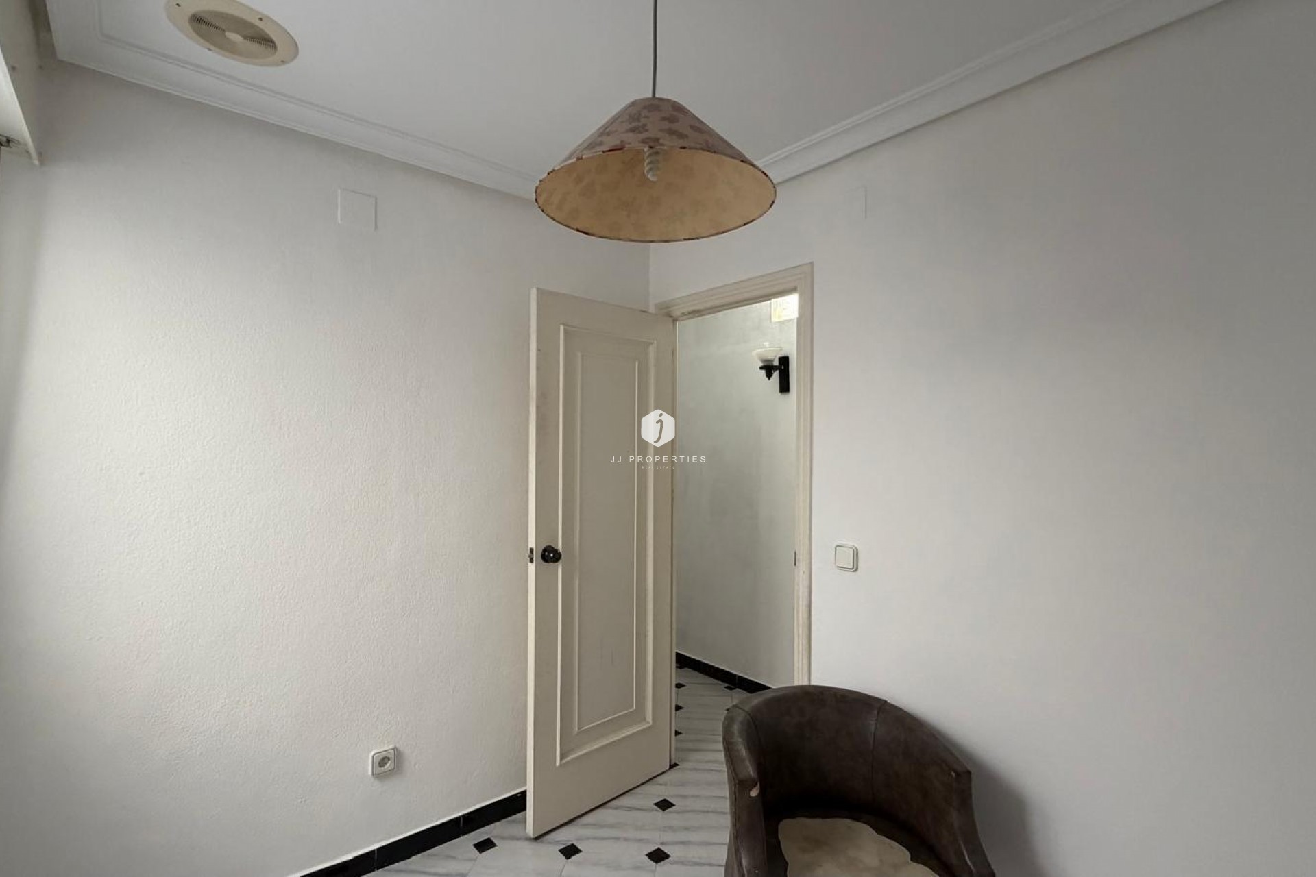 Tweedehands - Appartement / flat -
Torrevieja - Centro