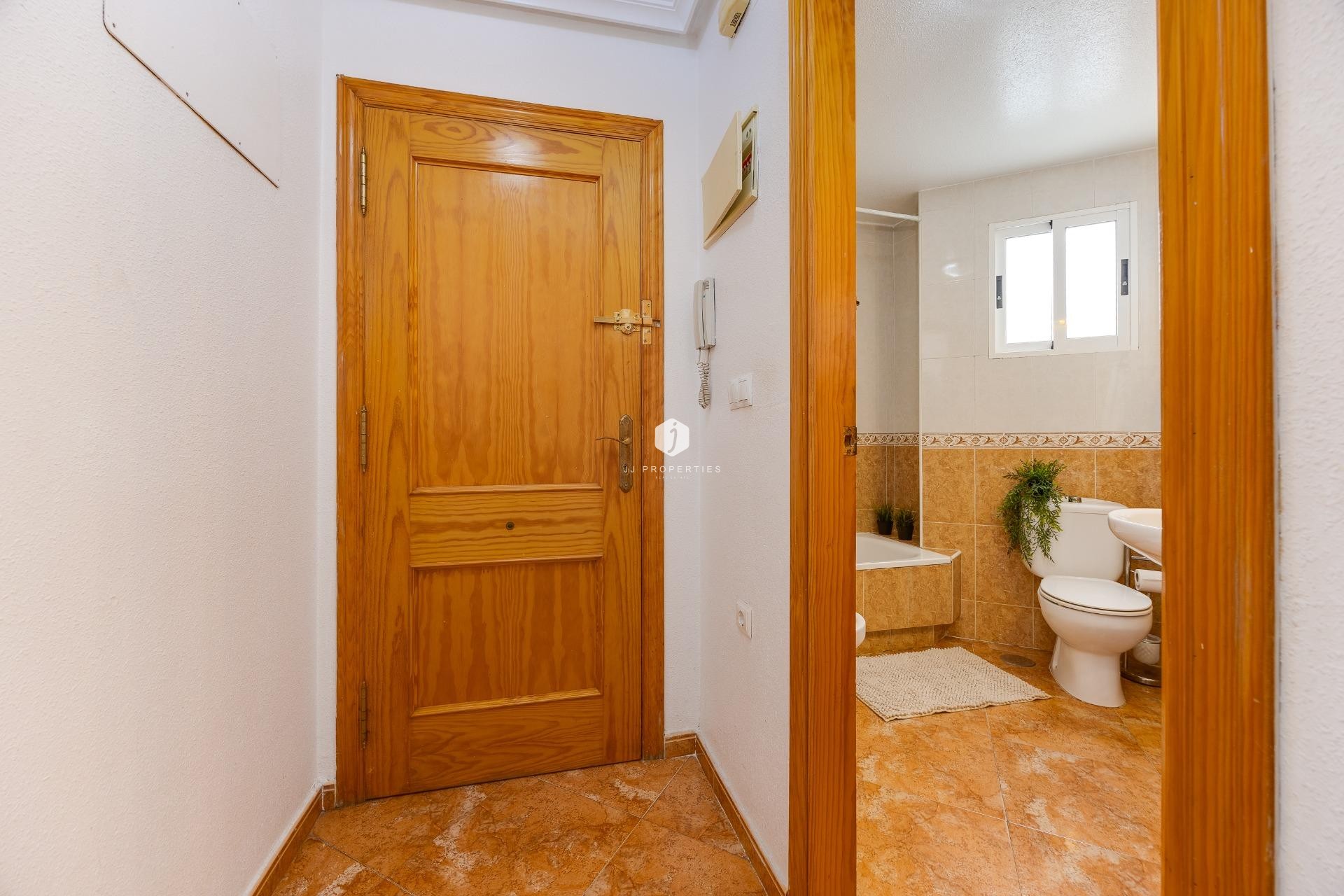 Tweedehands - Appartement / flat -
Torrevieja - Centro