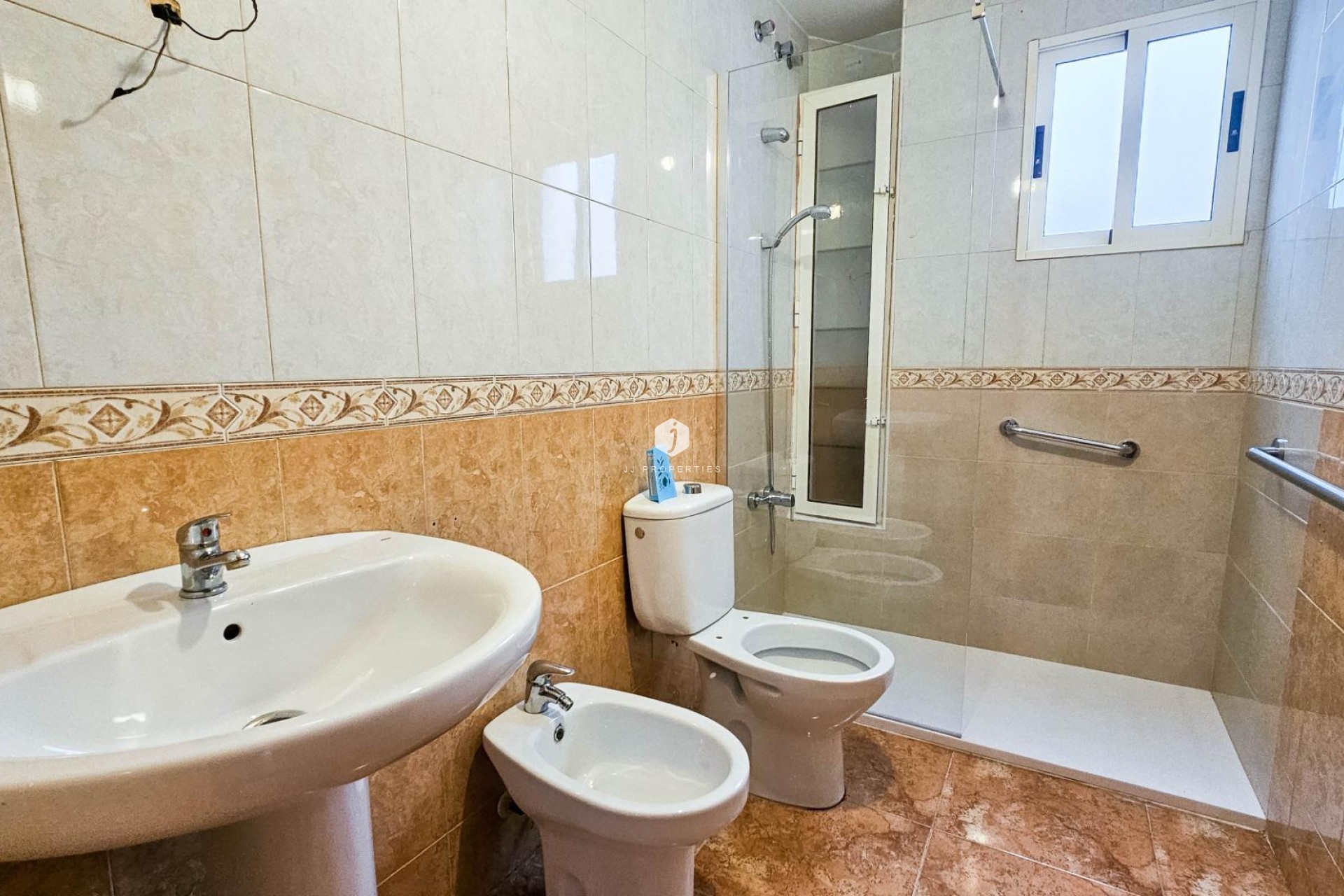 Tweedehands - Appartement / flat -
Torrevieja - Centro