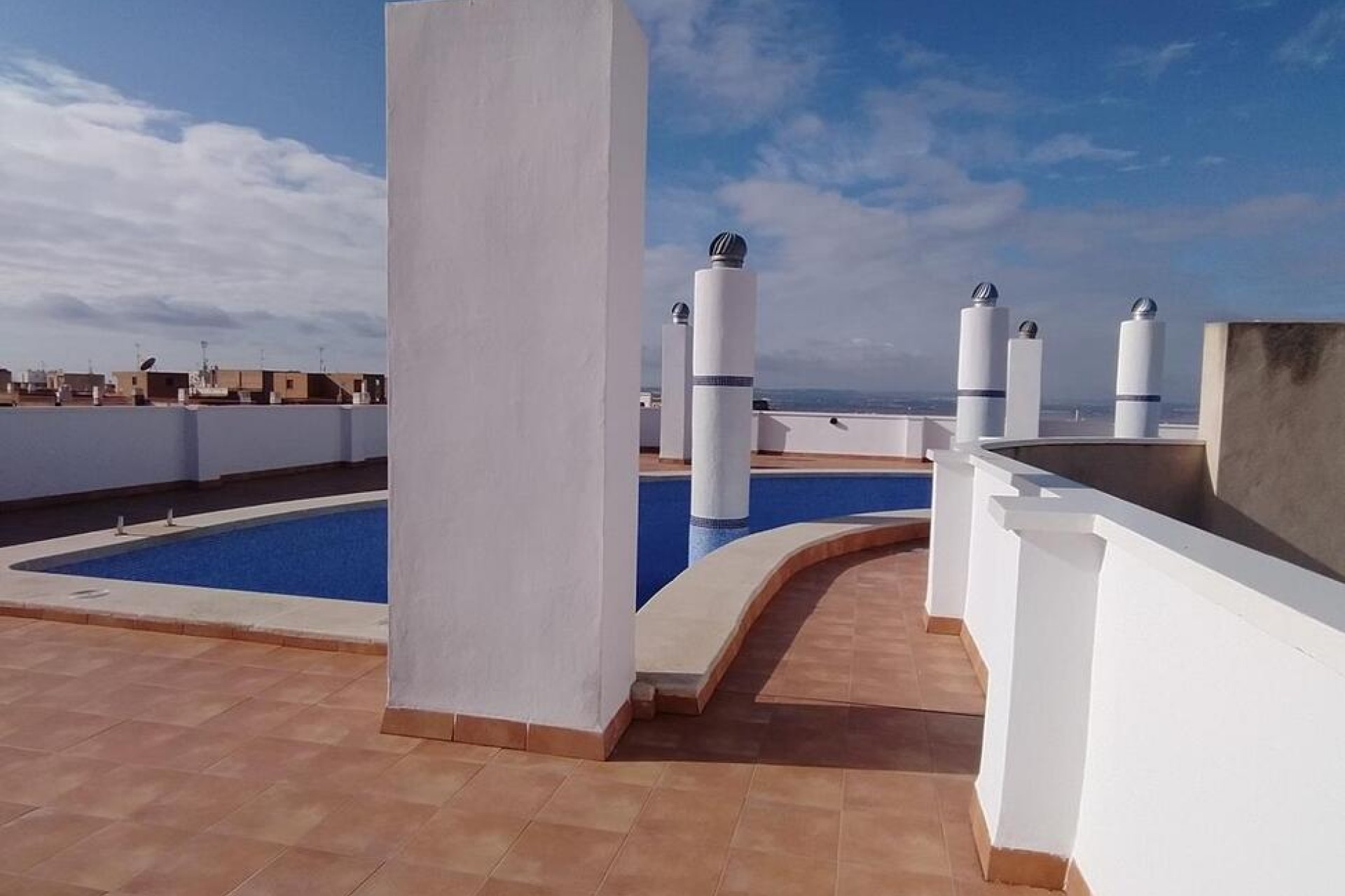 Tweedehands - Appartement / flat -
Torrevieja - CORTES VALENCIANAS