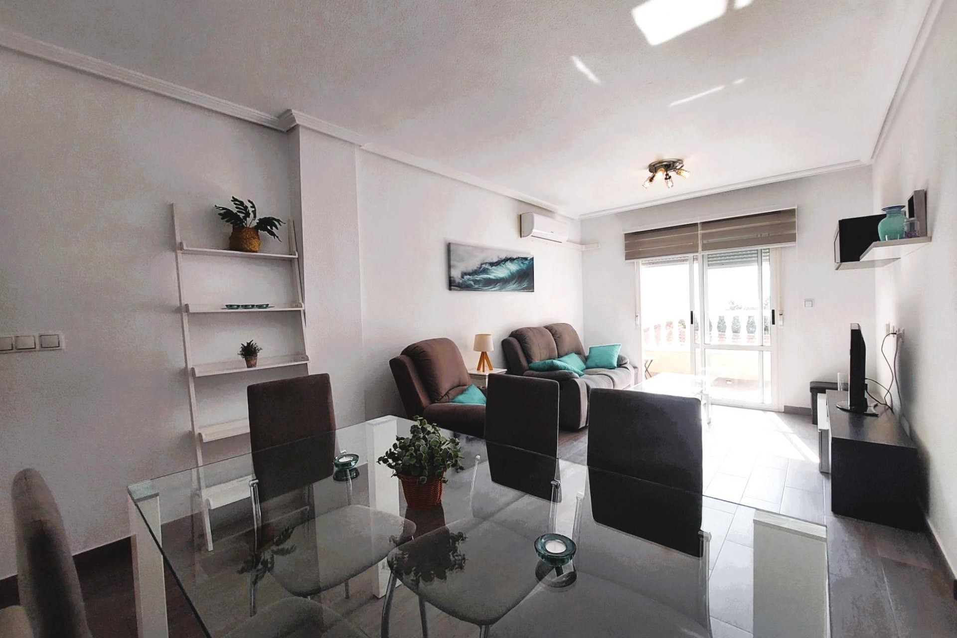 Tweedehands - Appartement / flat -
Torrevieja - Costa Blanca