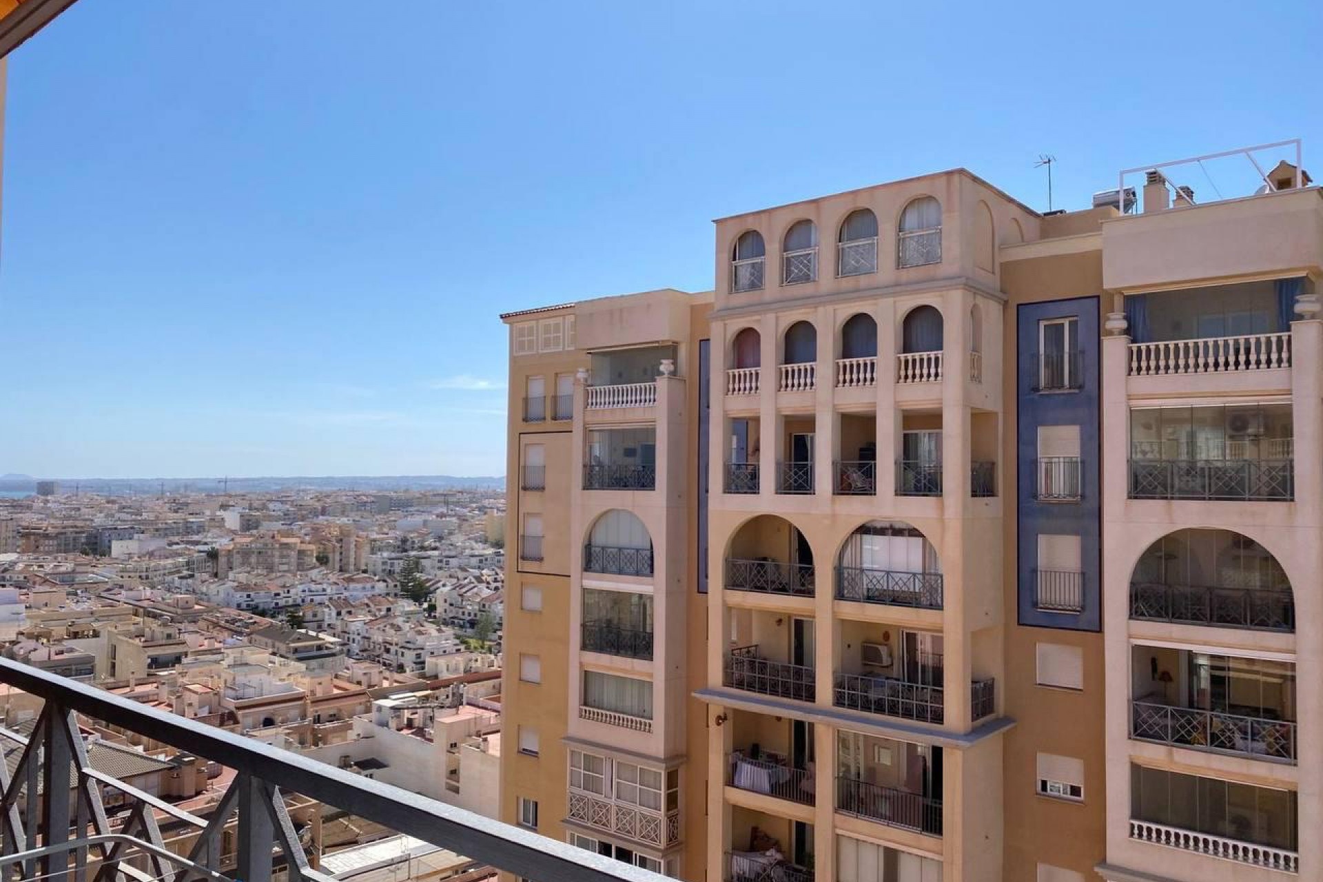 Tweedehands - Appartement / flat -
Torrevieja - Costa Blanca