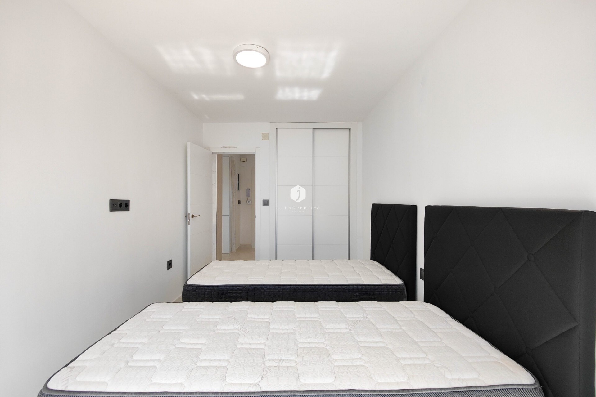 Tweedehands - Appartement / flat -
Torrevieja - Costa Blanca