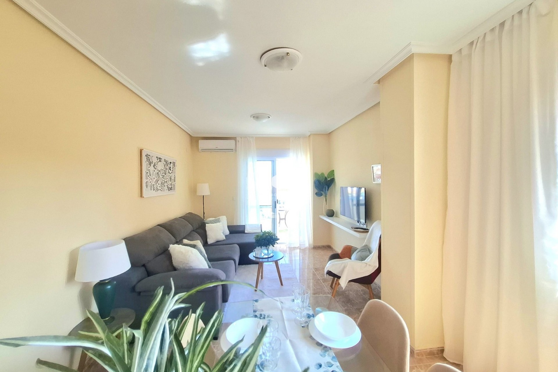 Tweedehands - Appartement / flat -
Torrevieja - Costa Blanca