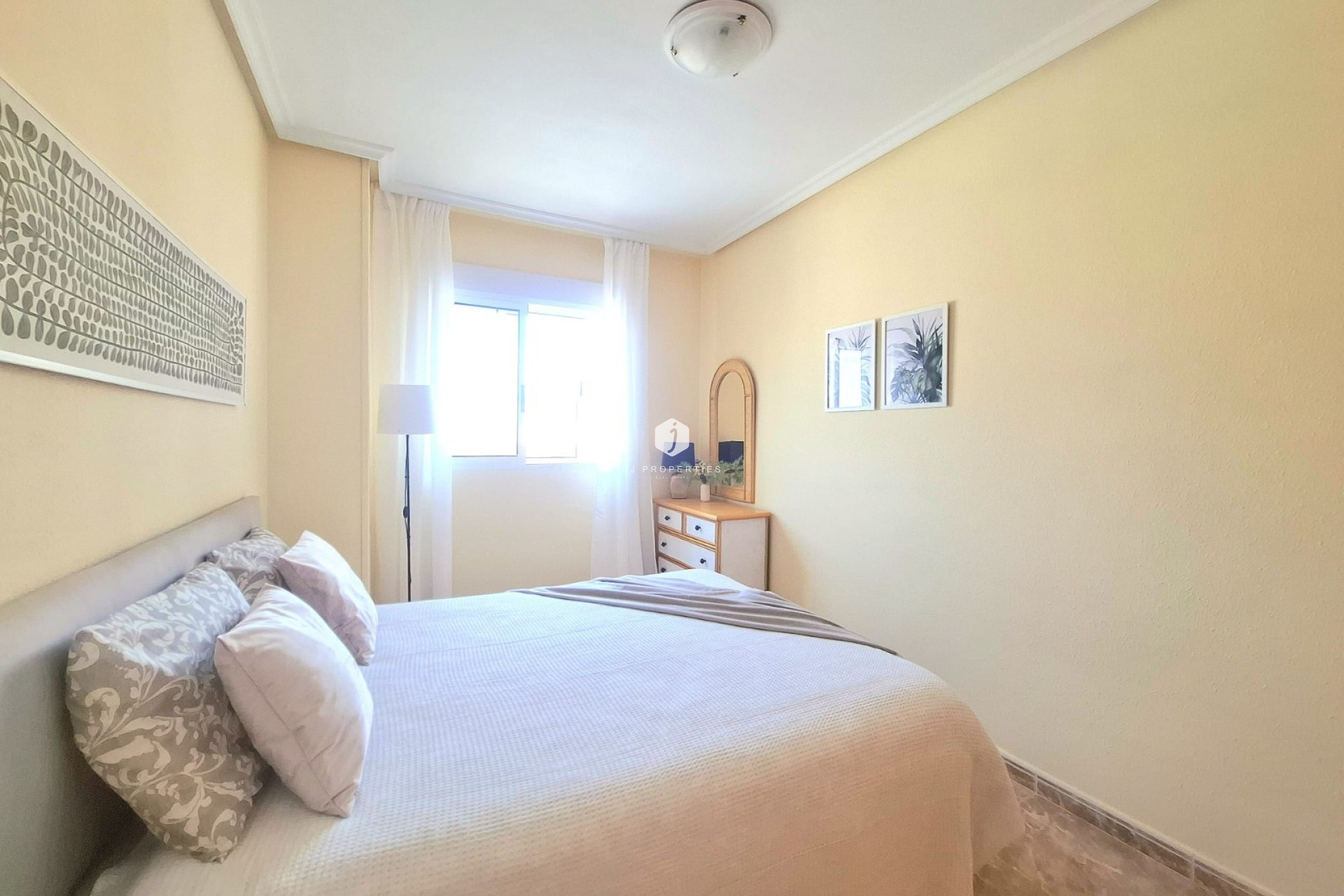 Tweedehands - Appartement / flat -
Torrevieja - Costa Blanca