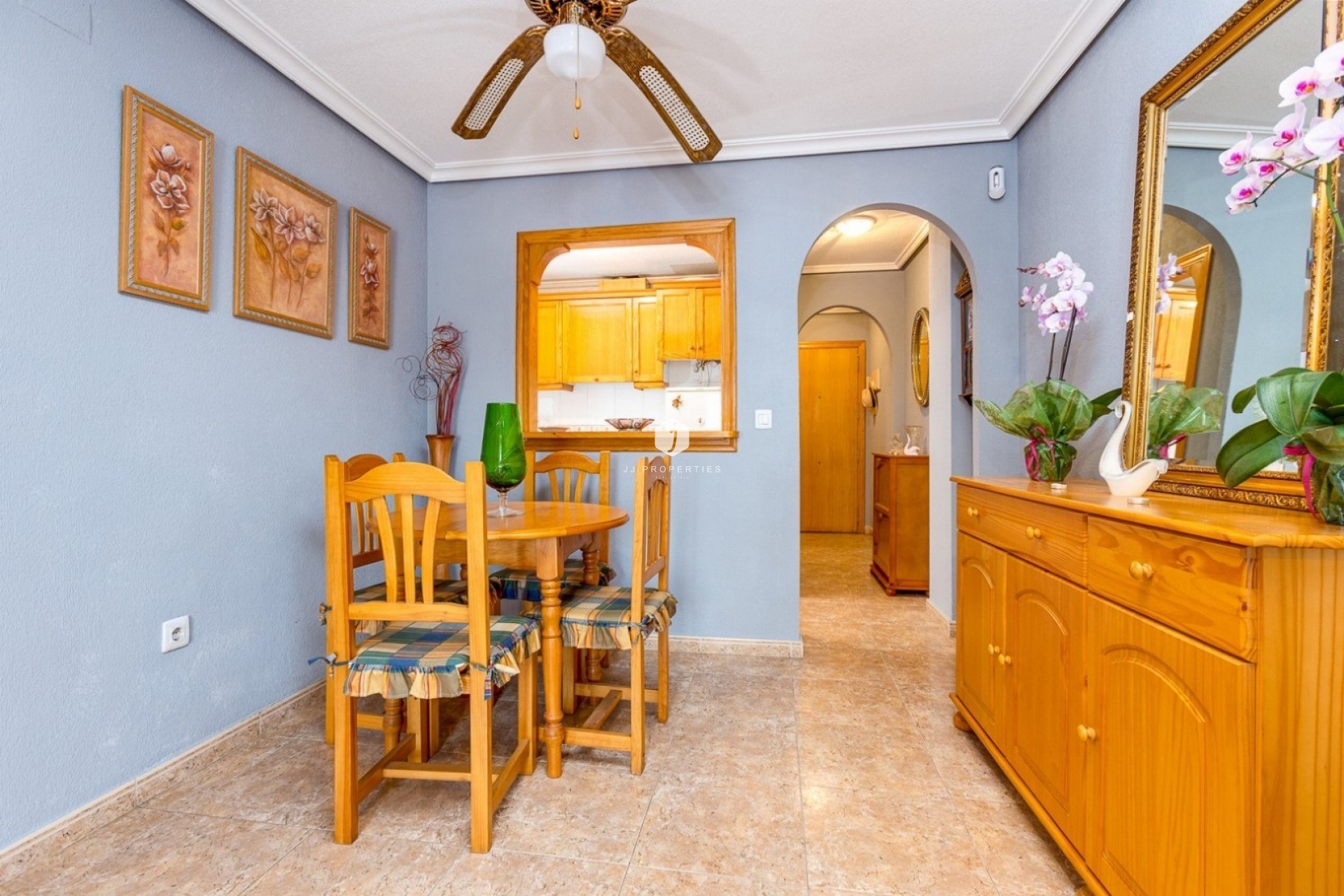 Tweedehands - Appartement / flat -
Torrevieja - Costa Blanca