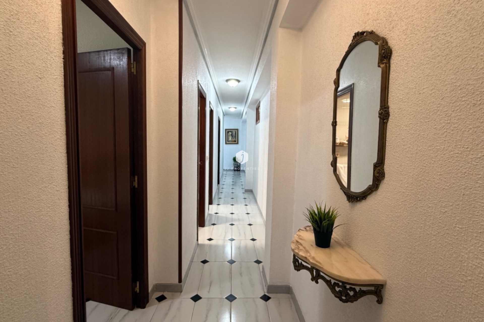 Tweedehands - Appartement / flat -
Torrevieja - Costa Blanca