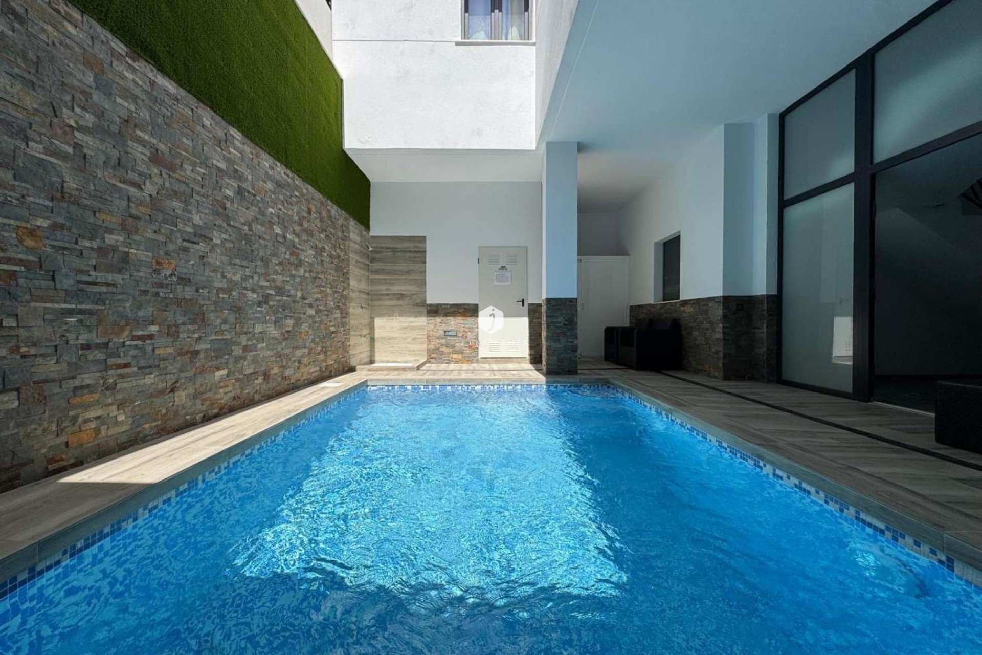 Tweedehands - Appartement / flat -
Torrevieja - Costa Blanca