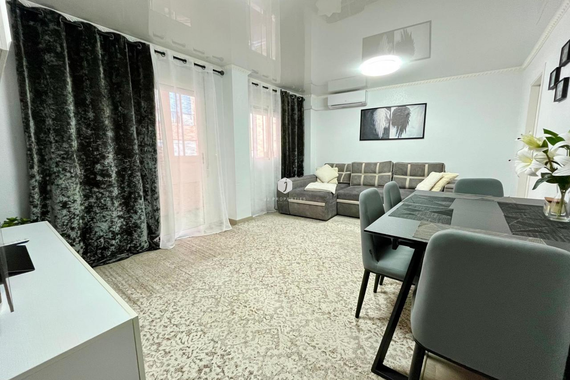 Tweedehands - Appartement / flat -
Torrevieja - Costa Blanca