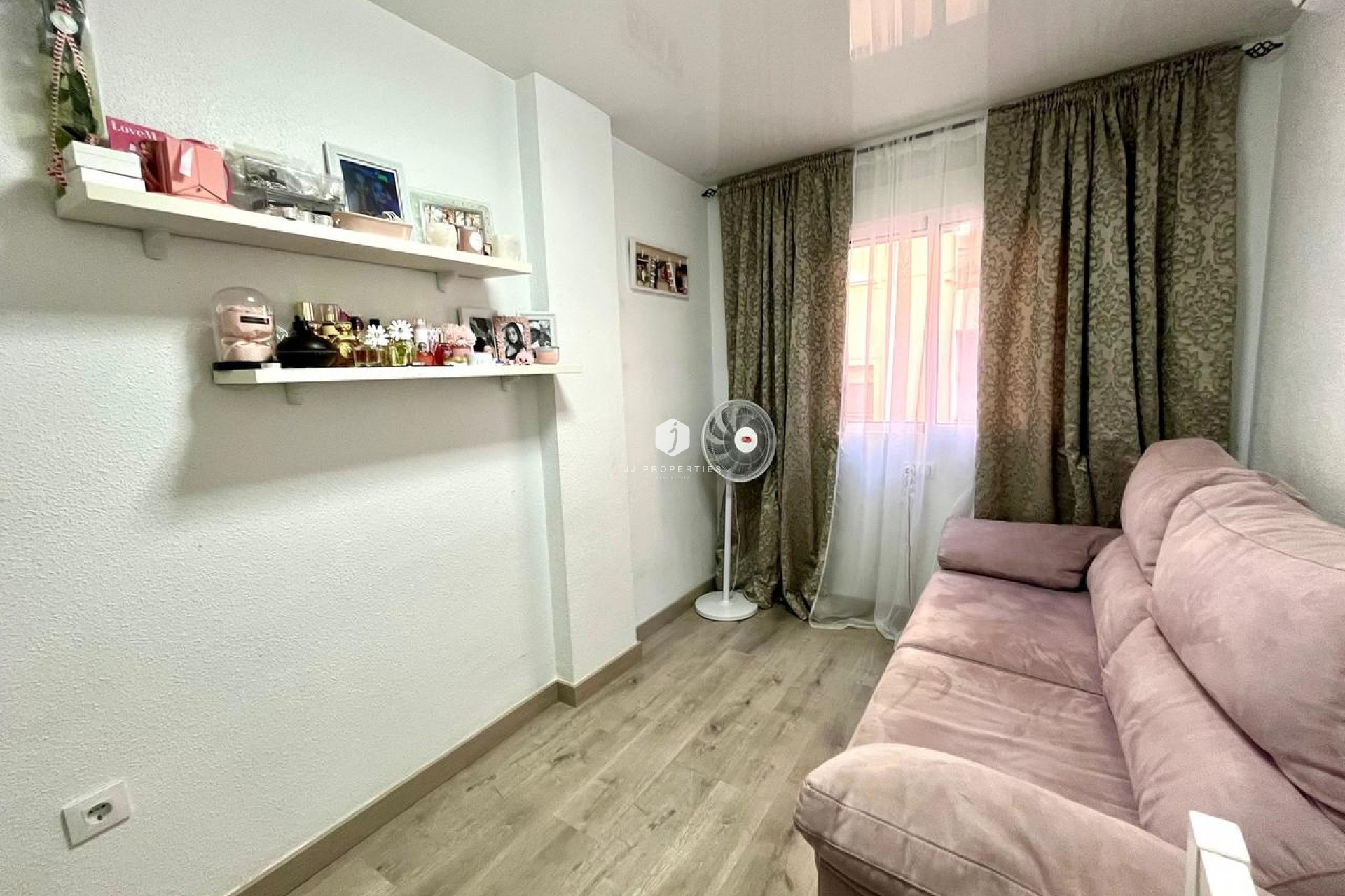 Tweedehands - Appartement / flat -
Torrevieja - Costa Blanca