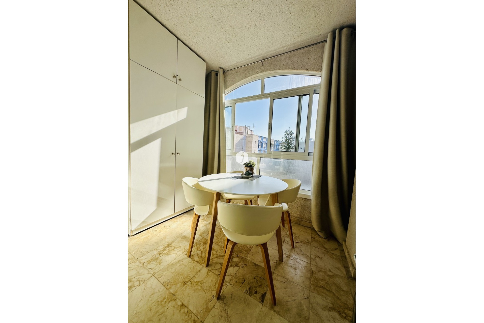 Tweedehands - Appartement / flat -
Torrevieja - Costa Blanca