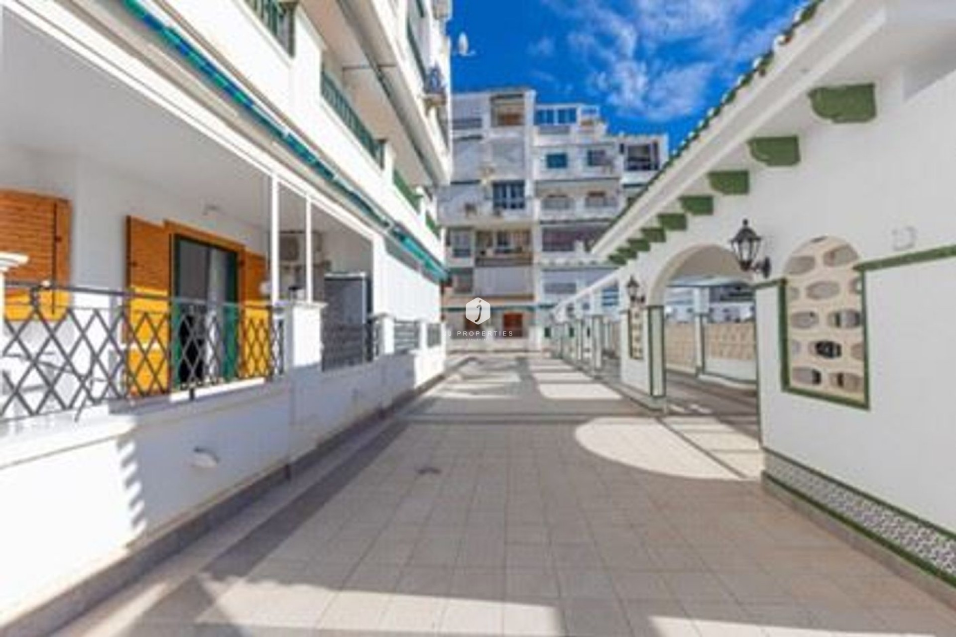 Tweedehands - Appartement / flat -
Torrevieja - Costa Blanca