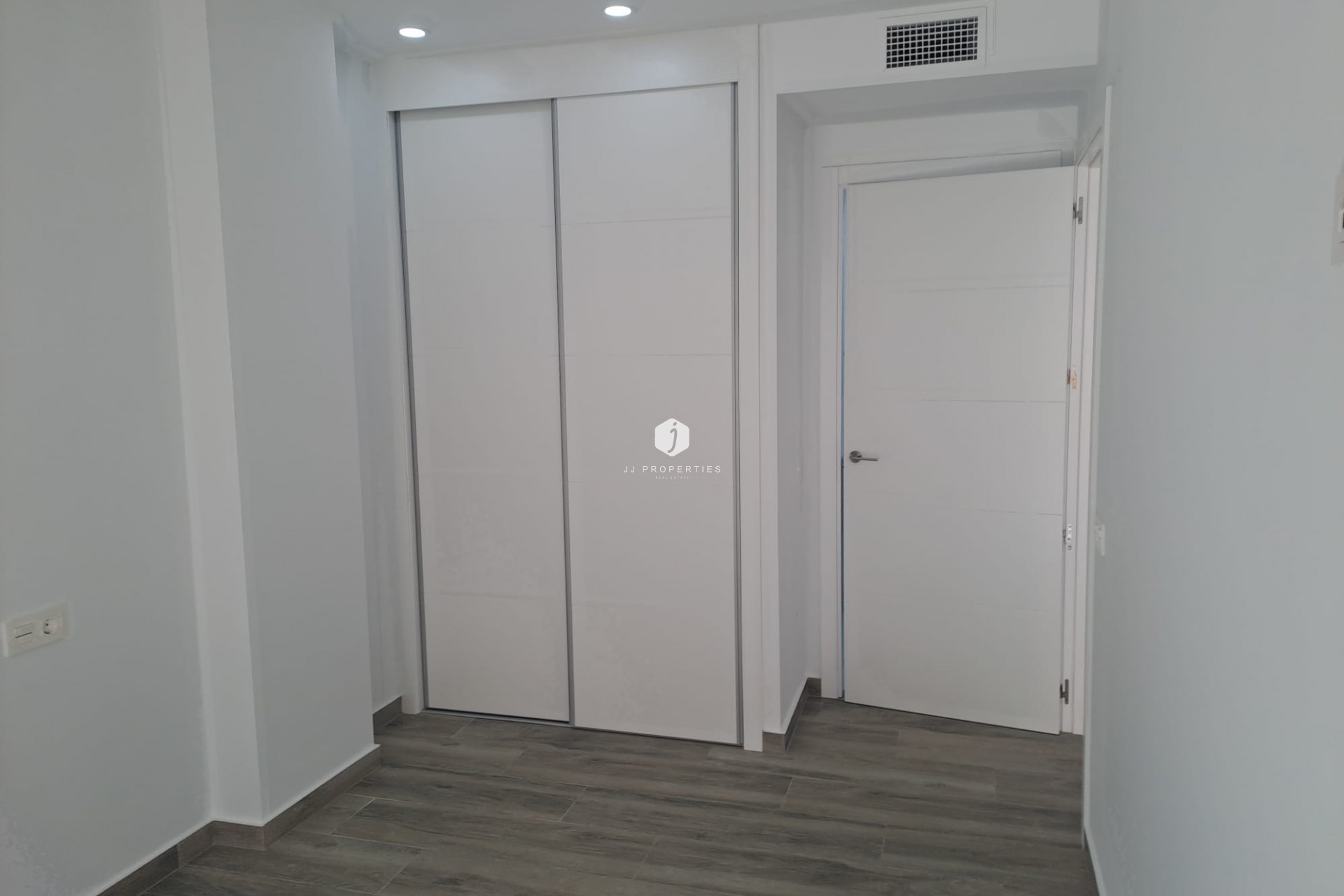 Tweedehands - Appartement / flat -
Torrevieja - Costa Blanca