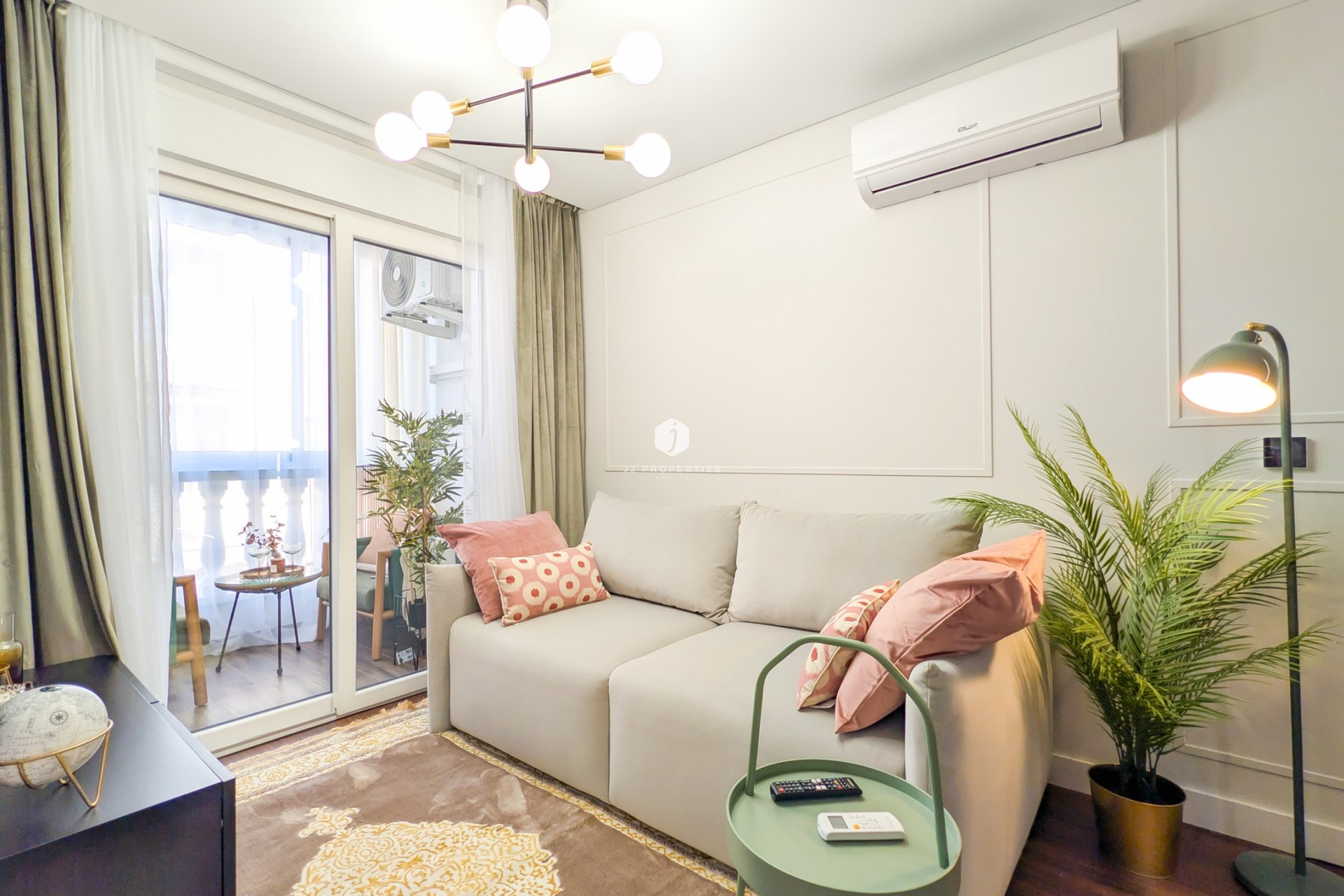 Tweedehands - Appartement / flat -
Torrevieja - Costa Blanca