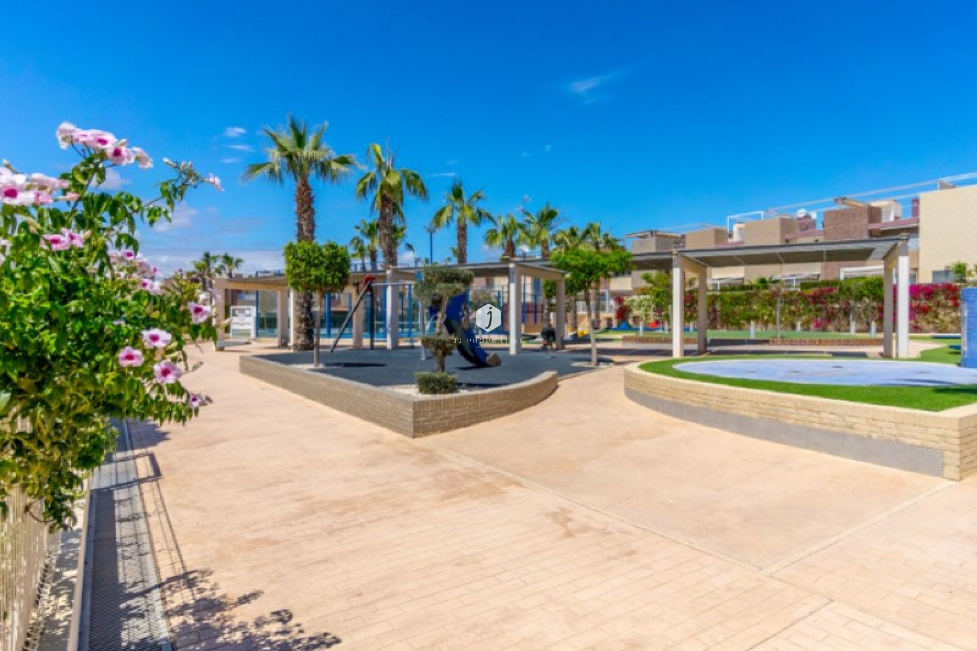 Tweedehands - Appartement / flat -
Torrevieja - Costa Blanca