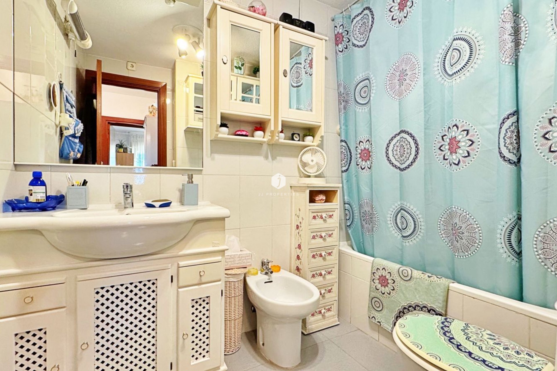 Tweedehands - Appartement / flat -
Torrevieja - Costa Blanca