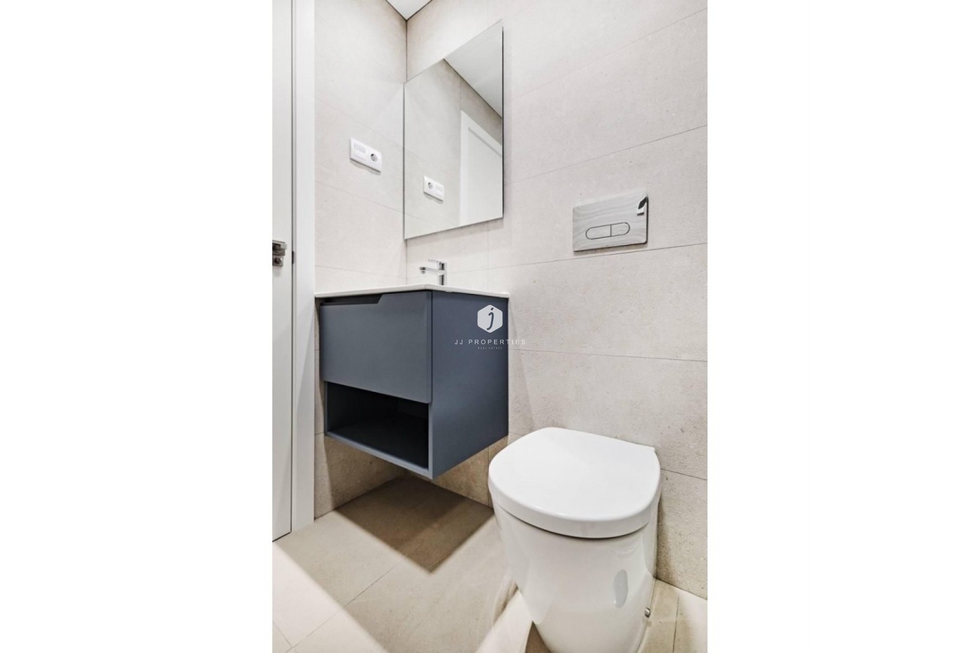 Tweedehands - Appartement / flat -
Torrevieja - Costa Blanca