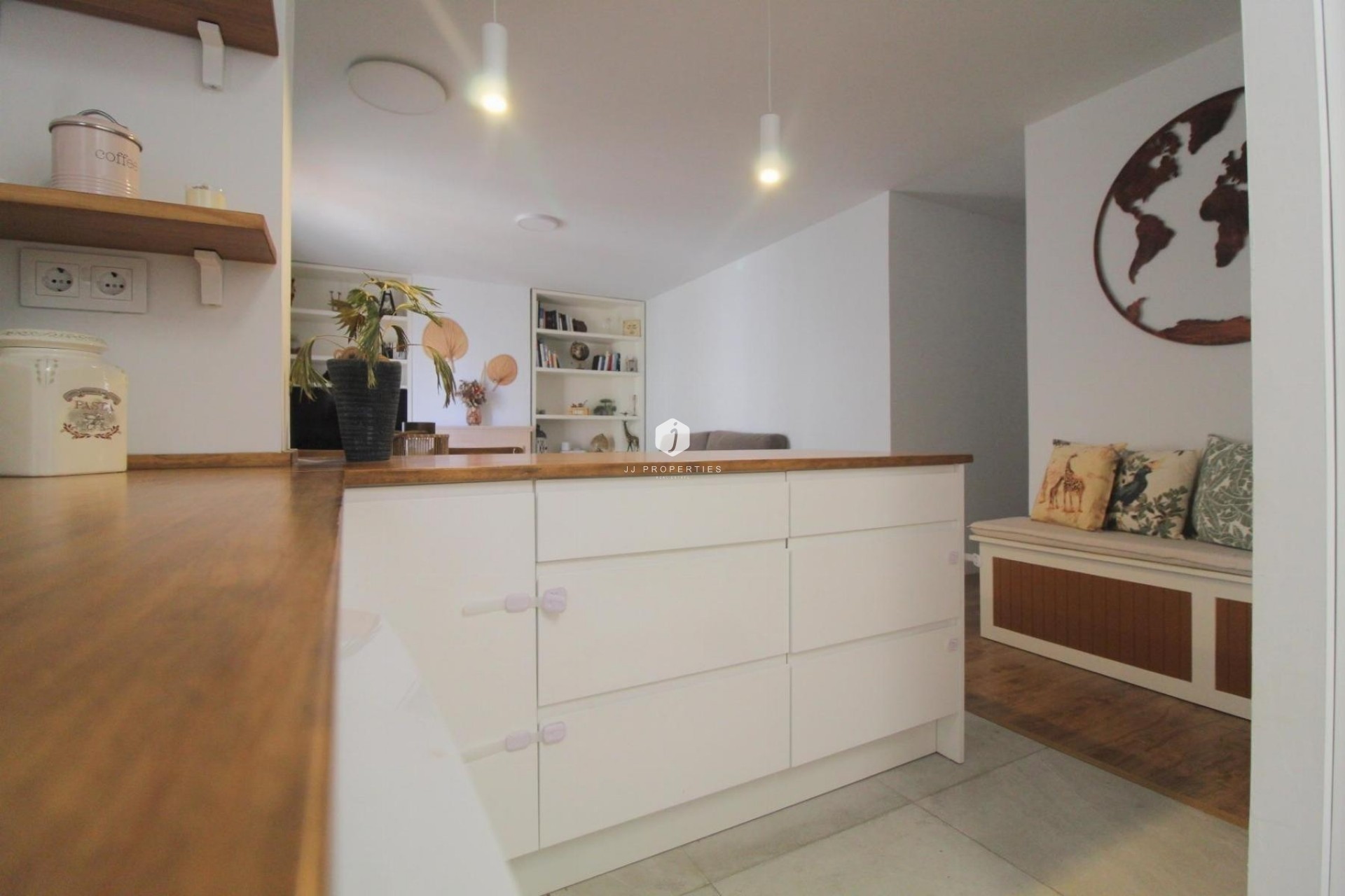 Tweedehands - Appartement / flat -
Torrevieja - Costa Blanca