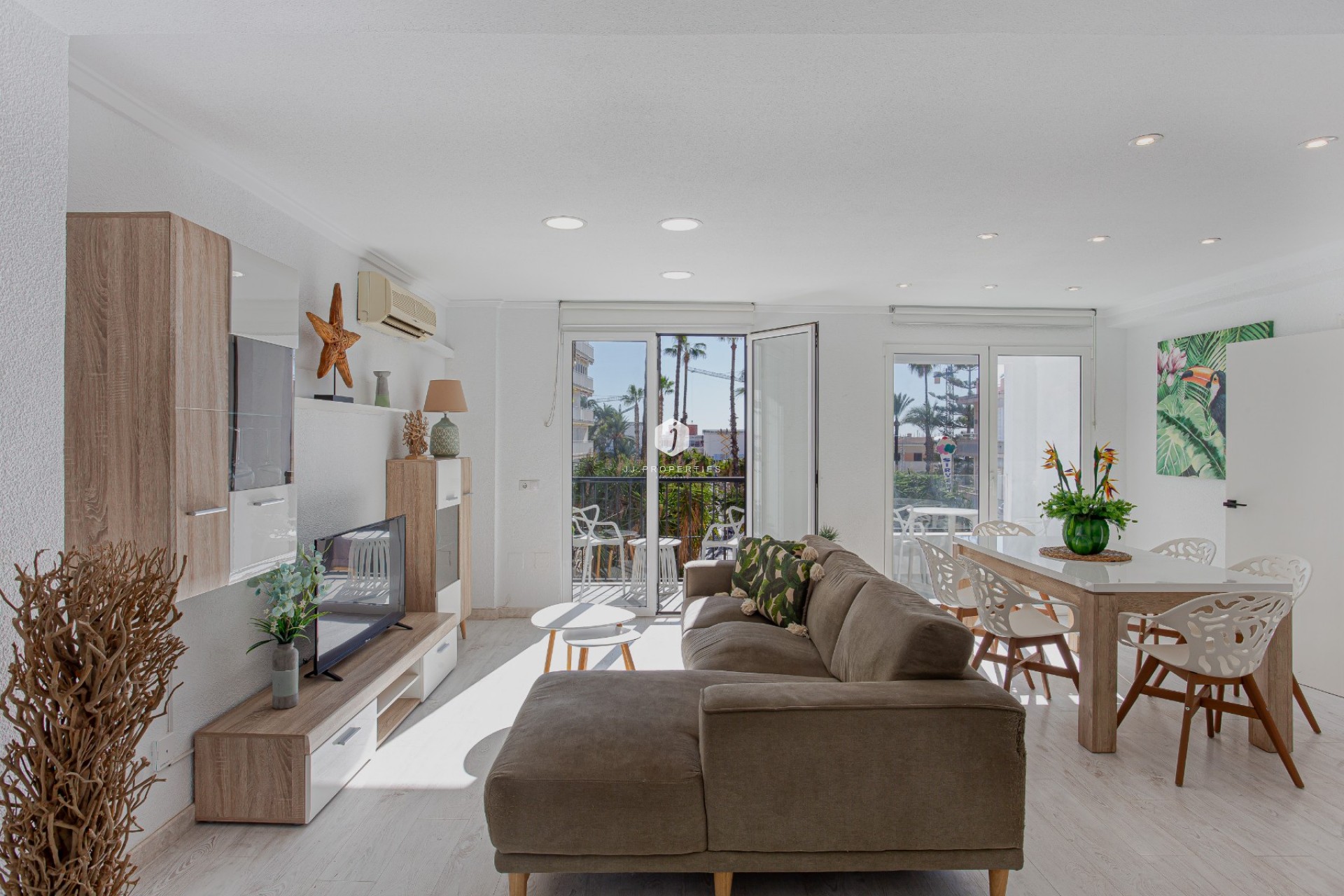 Tweedehands - Appartement / flat -
Torrevieja - Costa Blanca