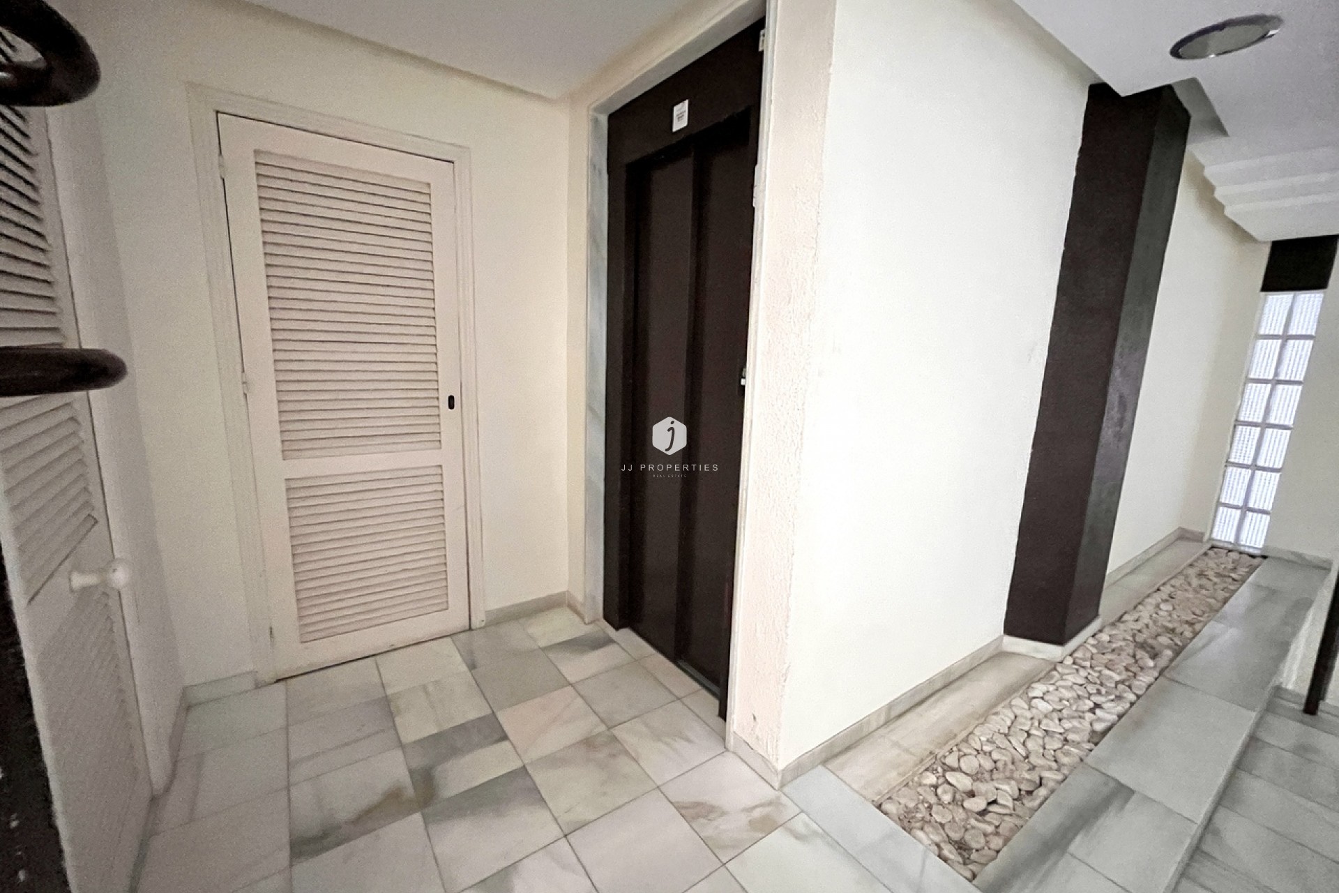 Tweedehands - Appartement / flat -
Torrevieja - Costa Blanca