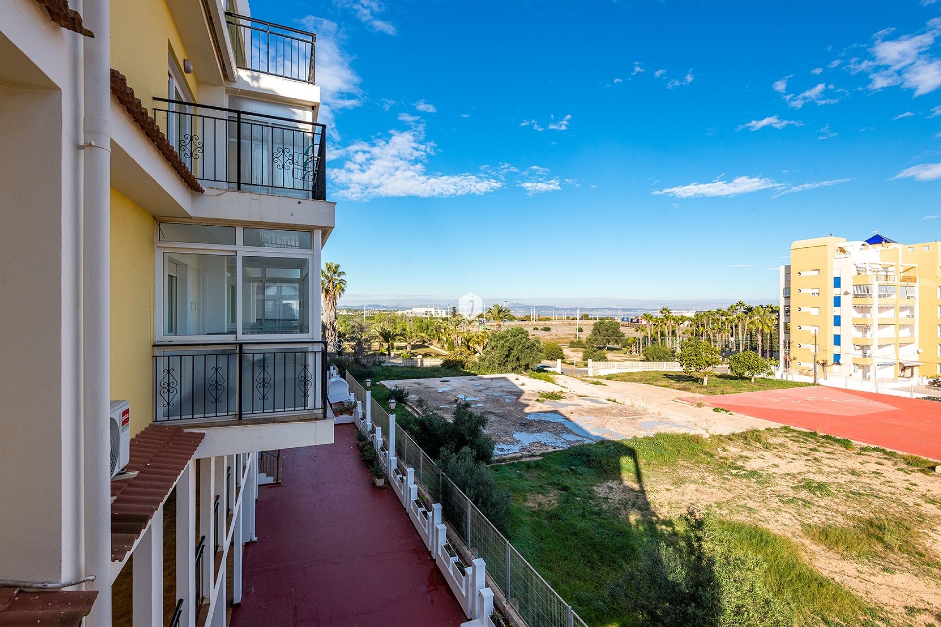 Tweedehands - Appartement / flat -
Torrevieja - Costa Blanca