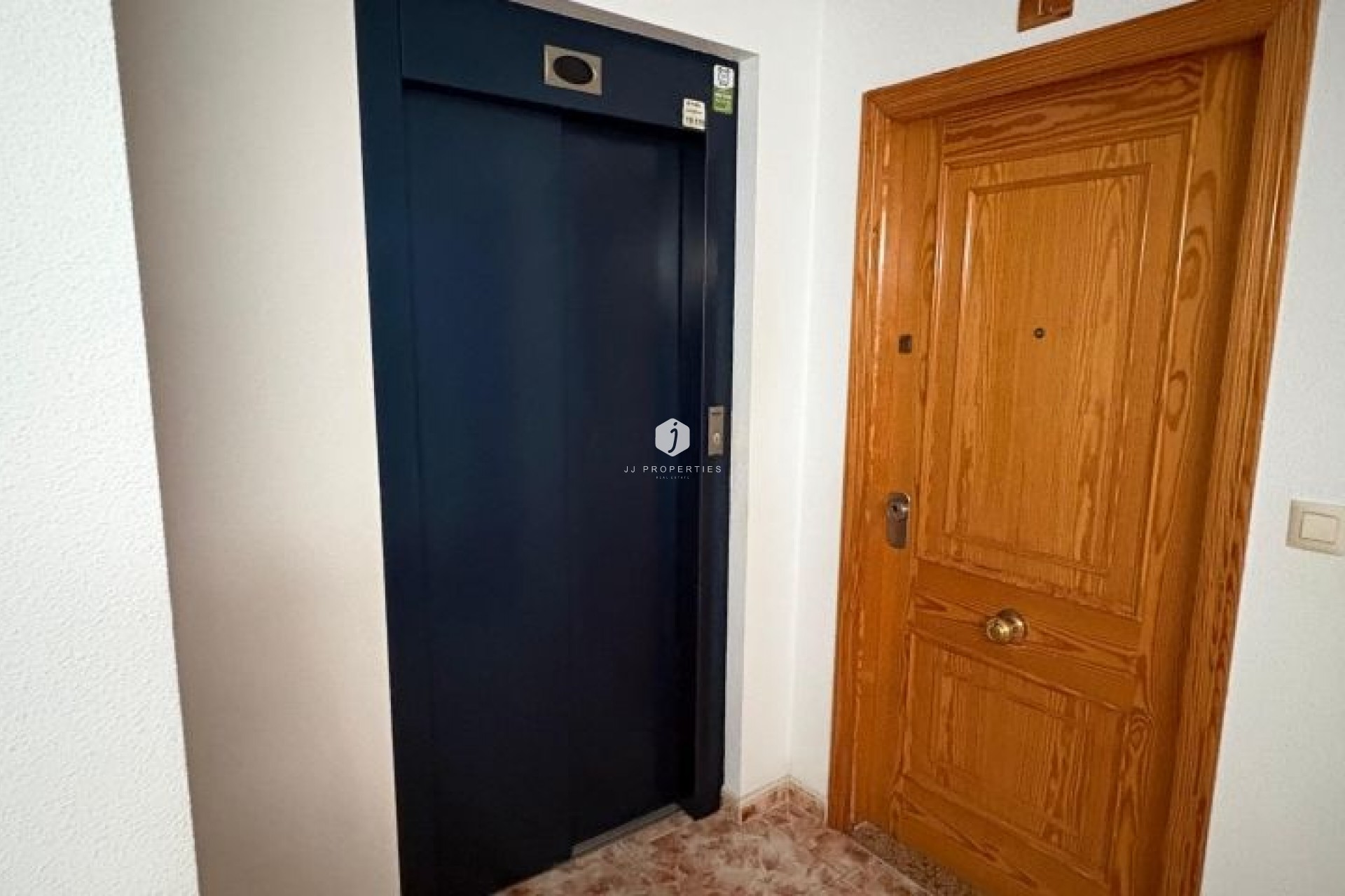 Tweedehands - Appartement / flat -
Torrevieja - Costa Blanca