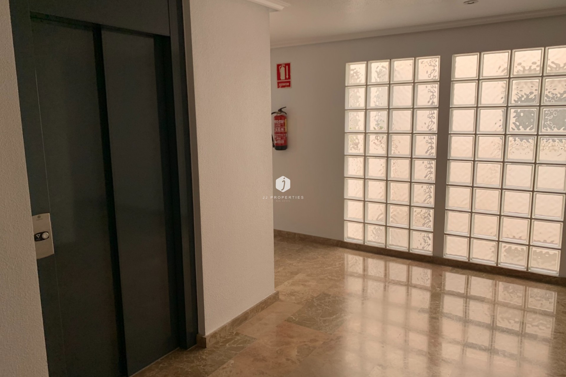 Tweedehands - Appartement / flat -
Torrevieja - Costa Blanca
