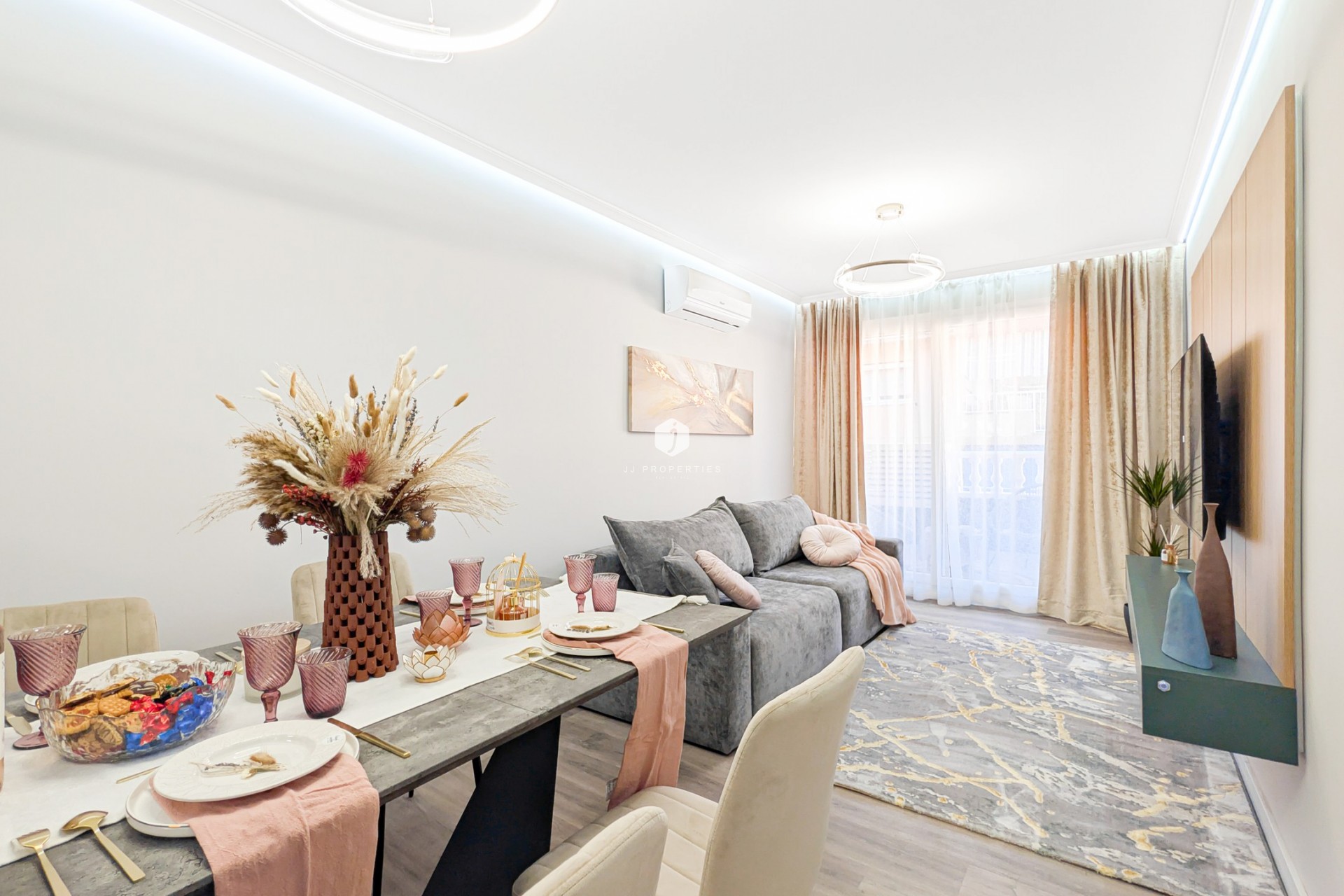 Tweedehands - Appartement / flat -
Torrevieja - Costa Blanca