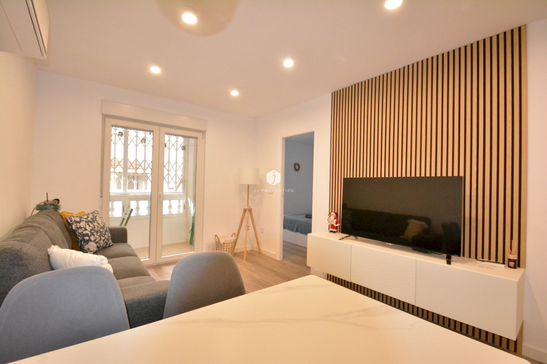 Tweedehands - Appartement / flat -
Torrevieja - Costa Blanca