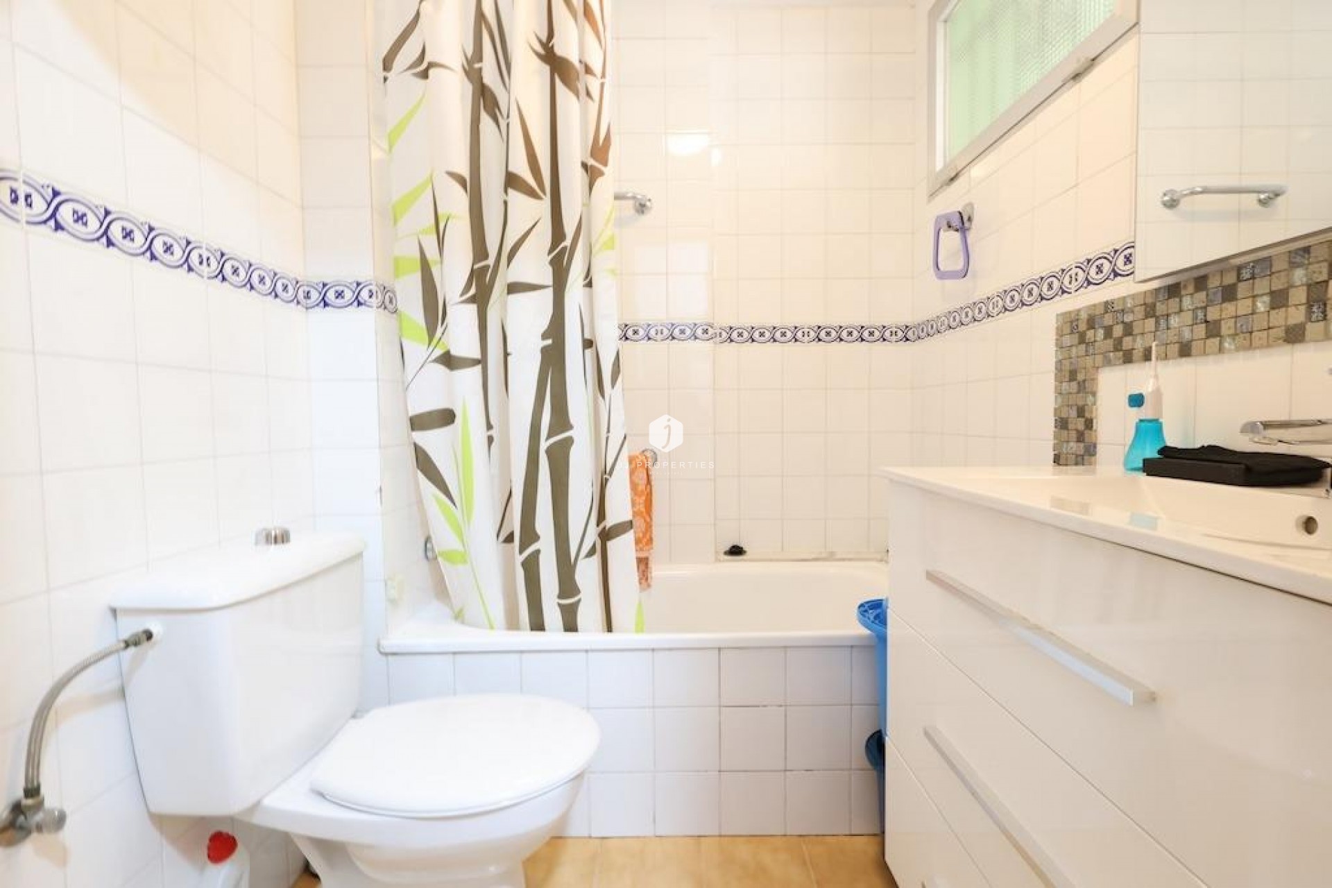 Tweedehands - Appartement / flat -
Torrevieja - Costa Blanca