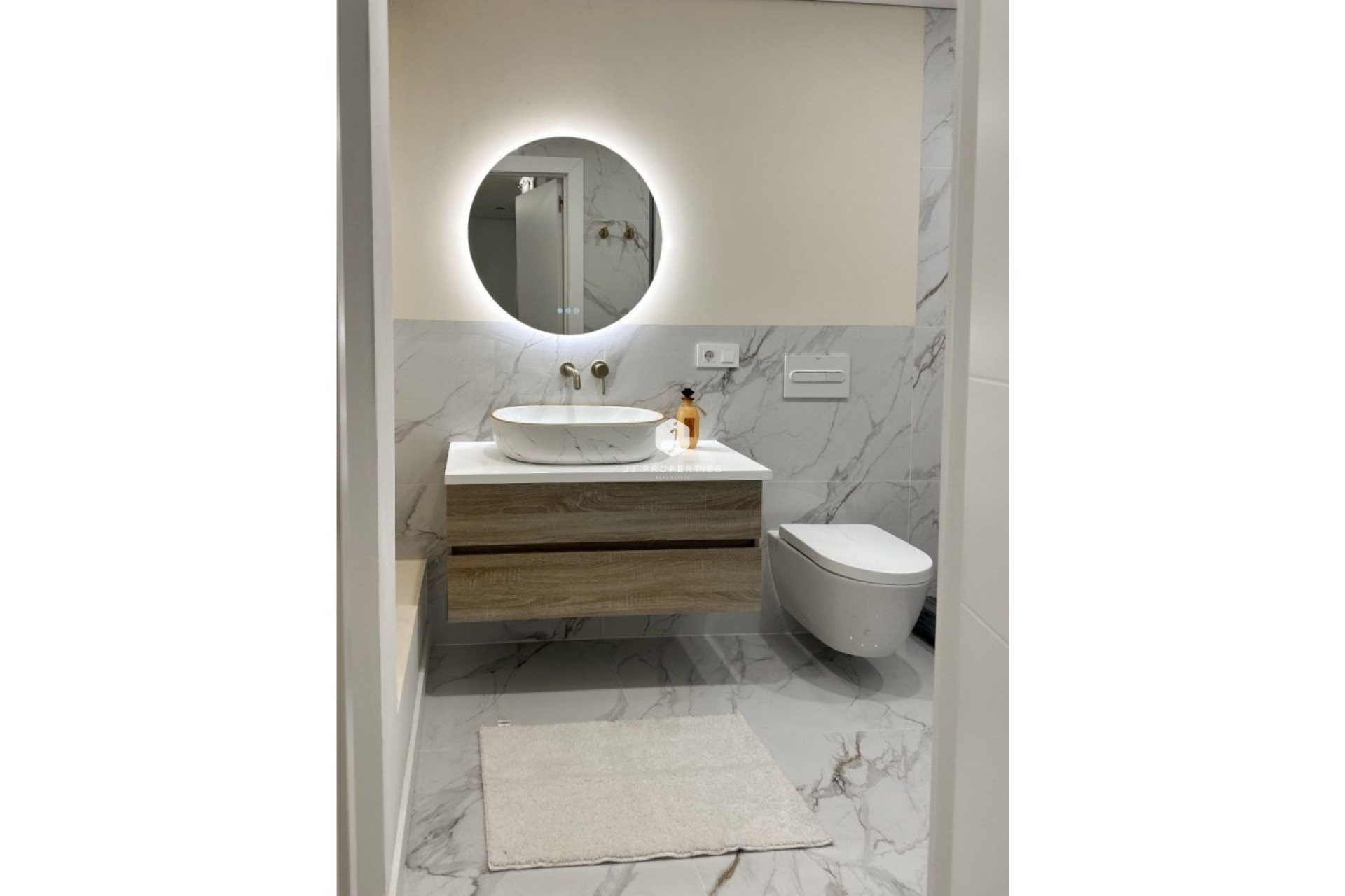 Tweedehands - Appartement / flat -
Torrevieja - Costa Blanca