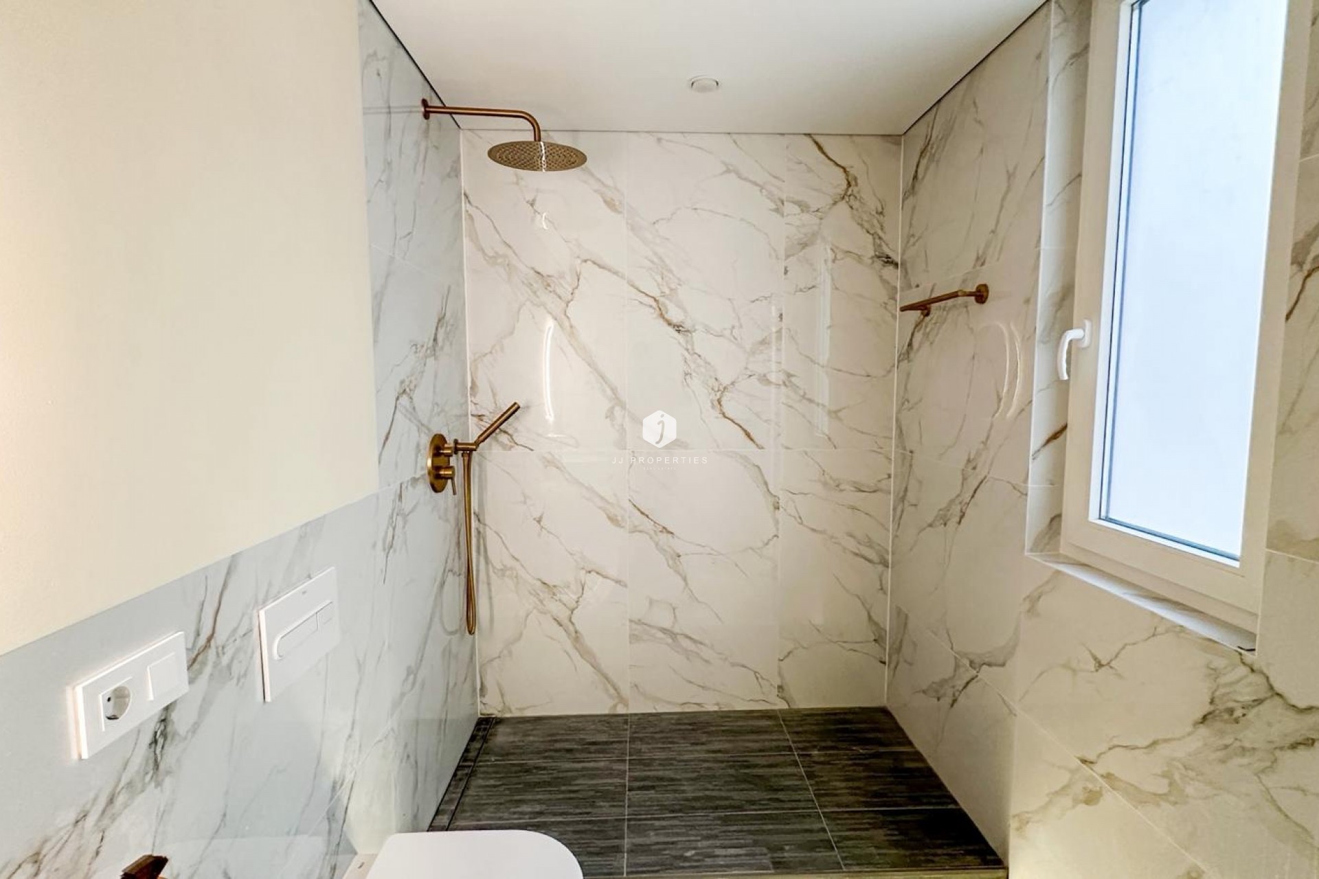 Tweedehands - Appartement / flat -
Torrevieja - Costa Blanca