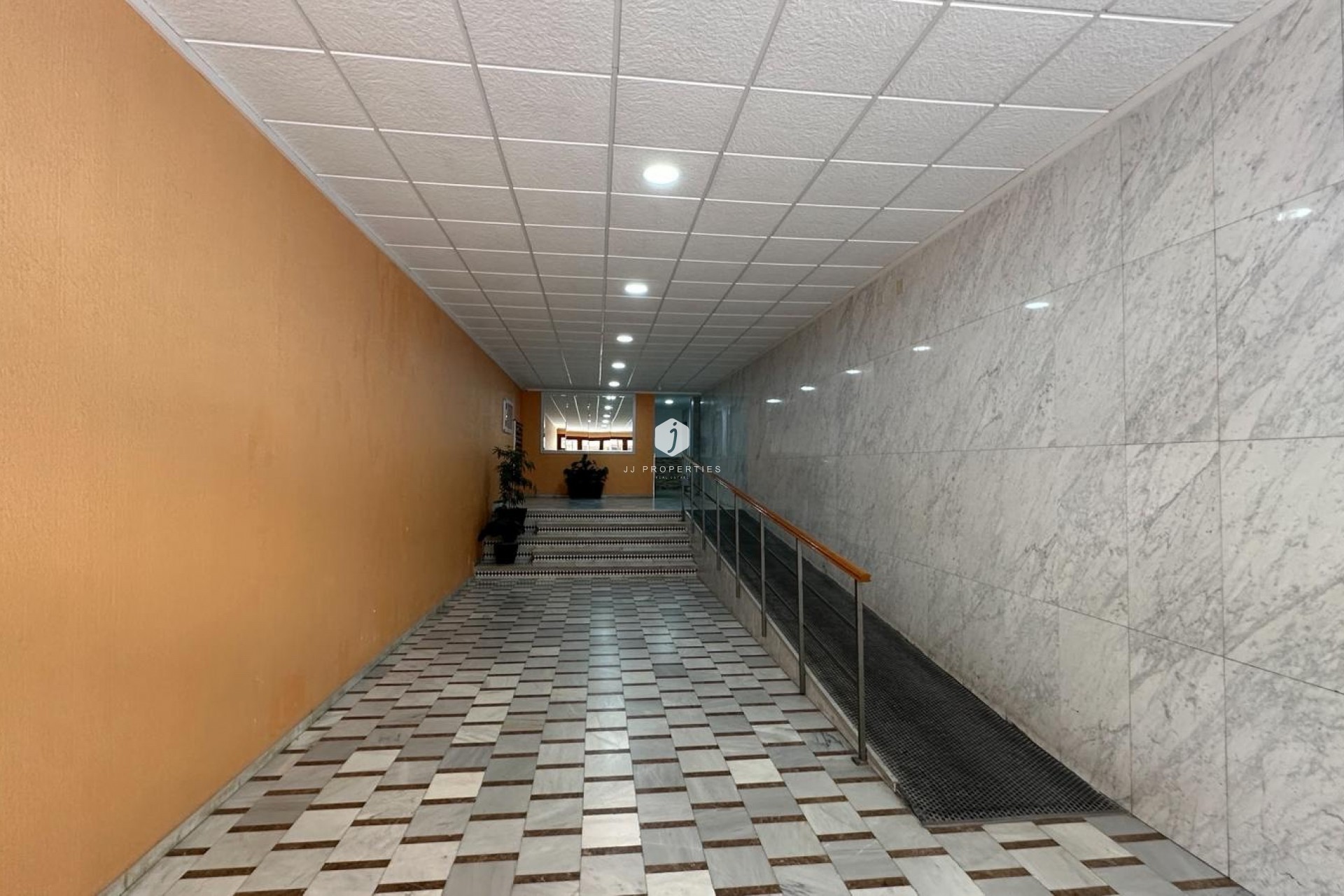 Tweedehands - Appartement / flat -
Torrevieja - Costa Blanca