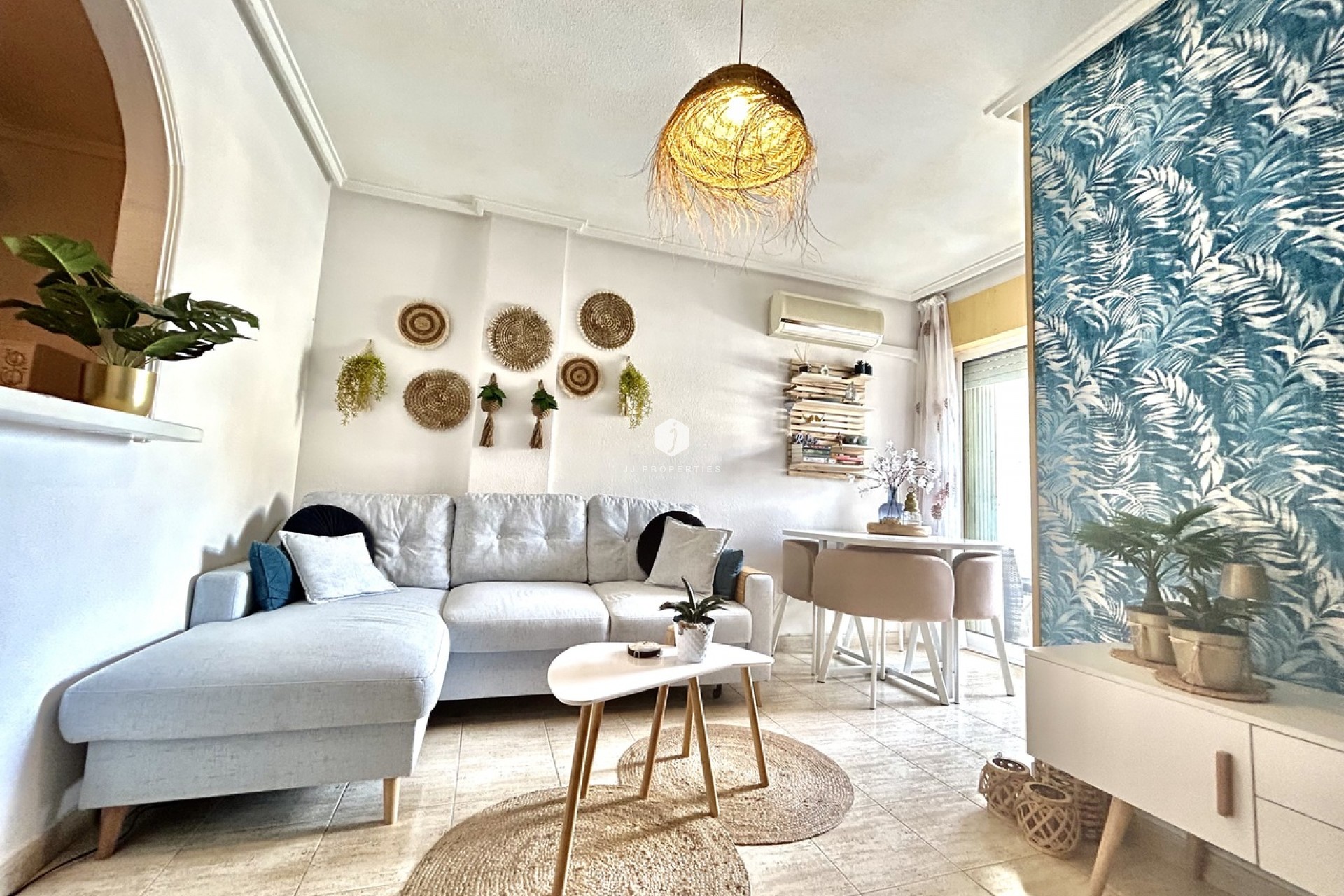 Tweedehands - Appartement / flat -
Torrevieja - Costa Blanca